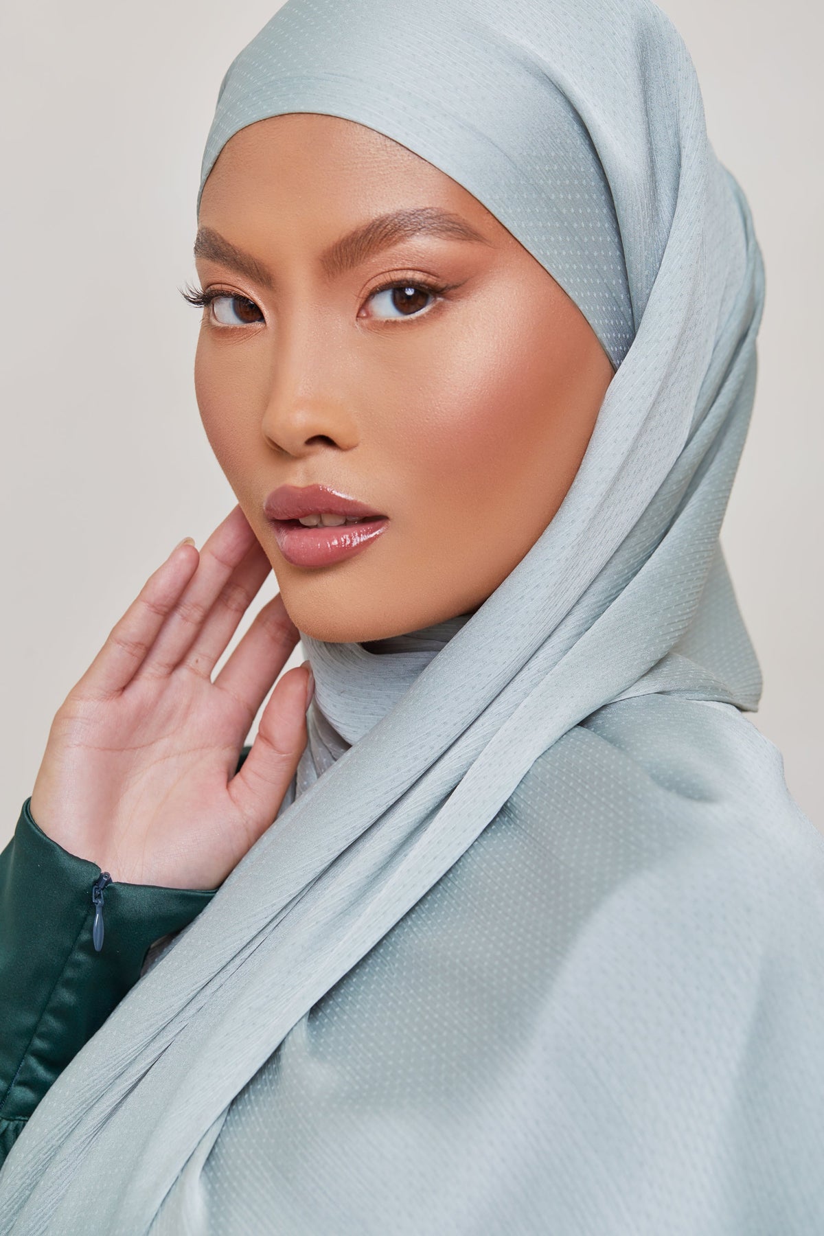 TEXTURE Crepe Hijab - Light Green Dots epschoolboard 