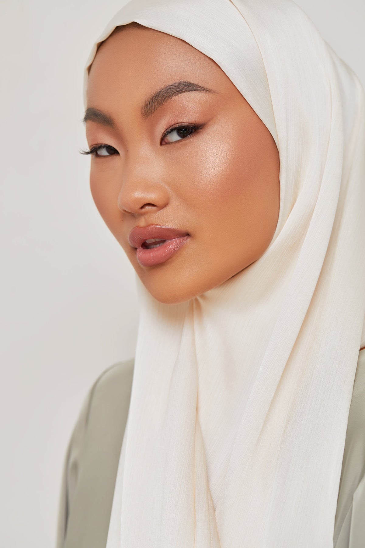 TEXTURE Satin Crepe Hijab - Ivory Crepe epschoolboard 