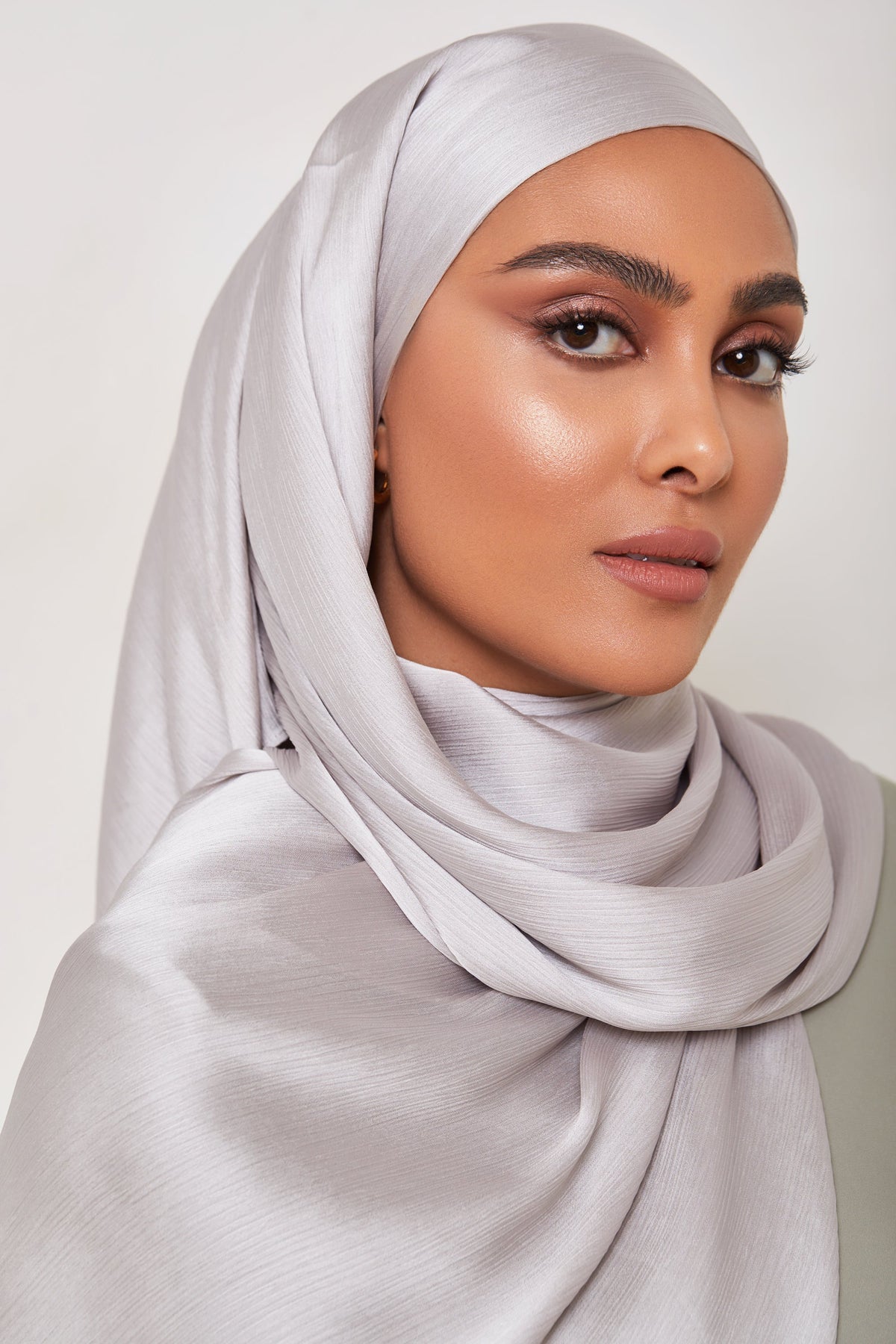 TEXTURE Satin Crepe Hijab - Silver Crepe epschoolboard 
