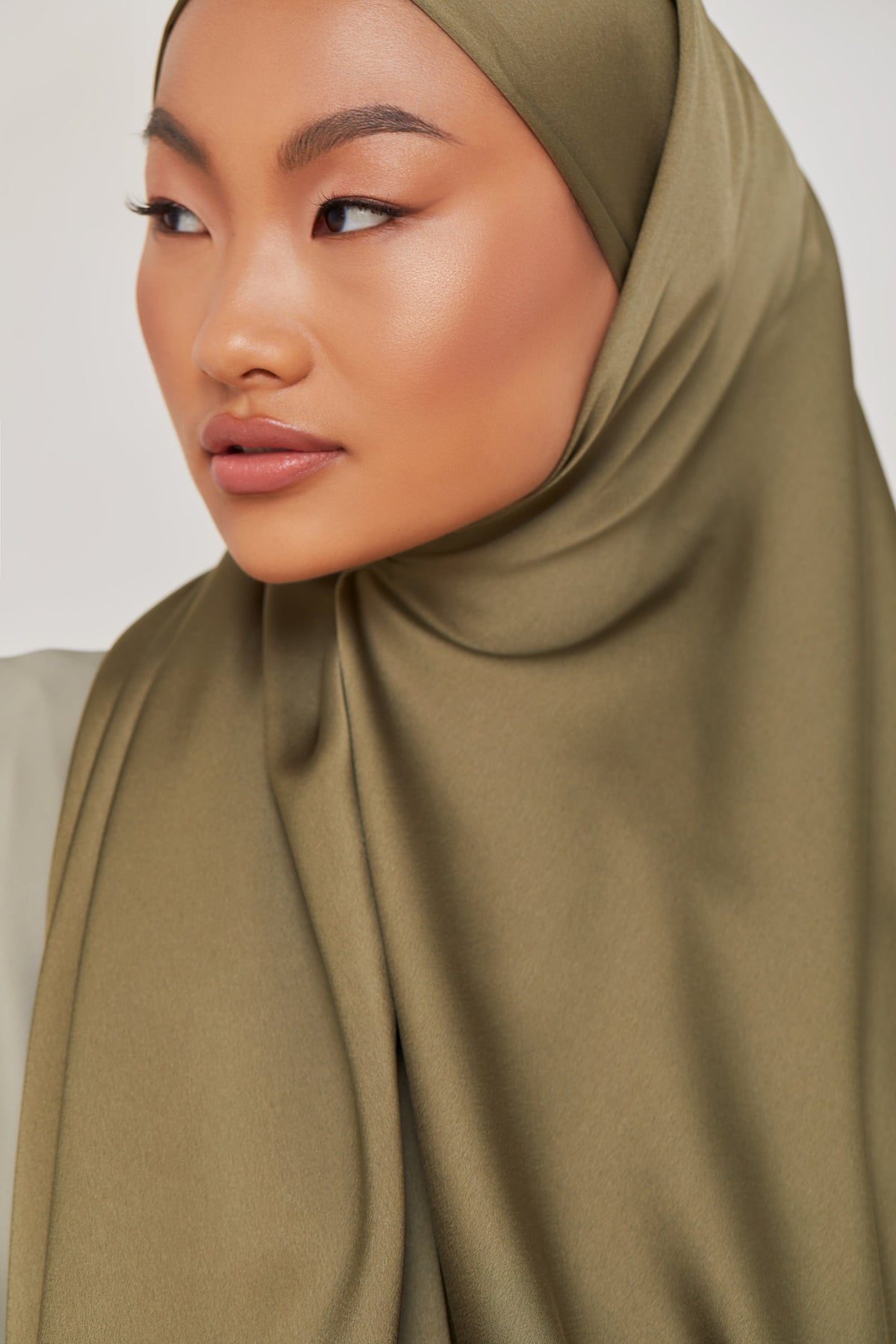 TEXTURE Satin Hijab - Grounded epschoolboard 