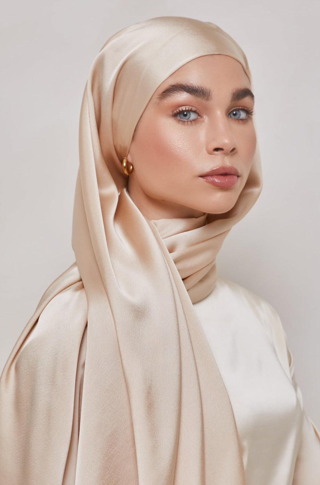 TEXTURE Satin Hijab - Hope epschoolboard 