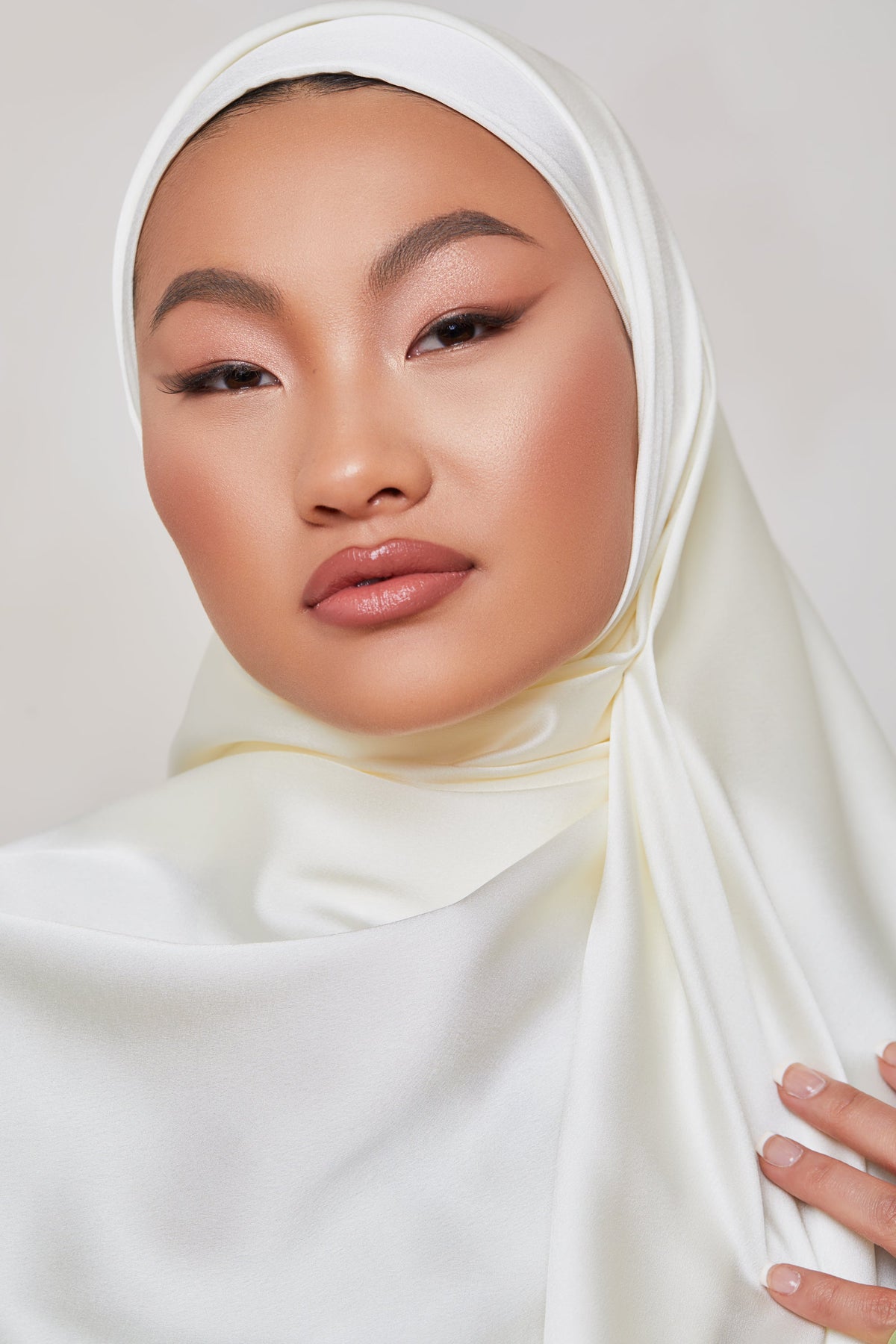 TEXTURE Satin Hijab - Innocence epschoolboard 