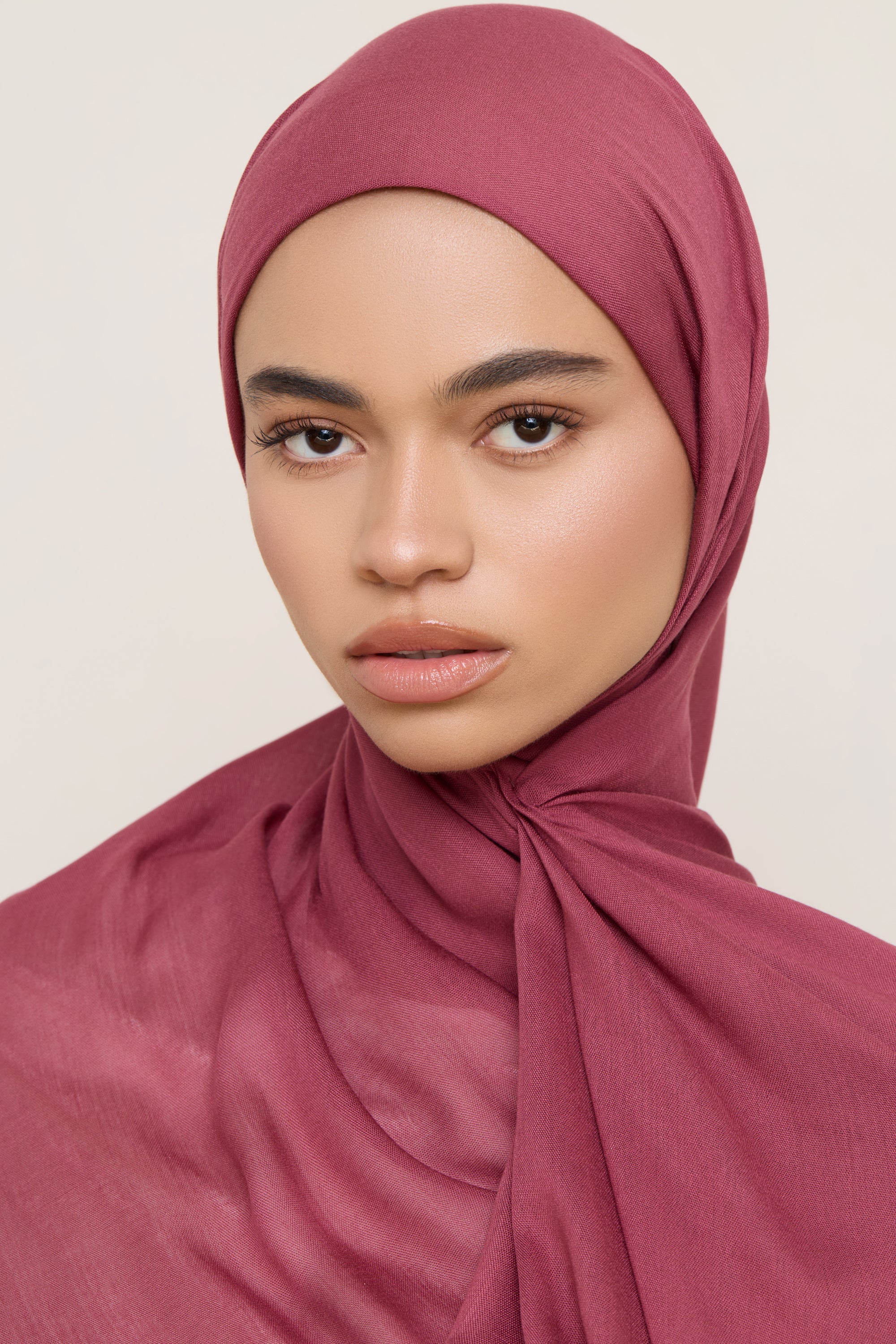 Modal Hijab - Pomegranate