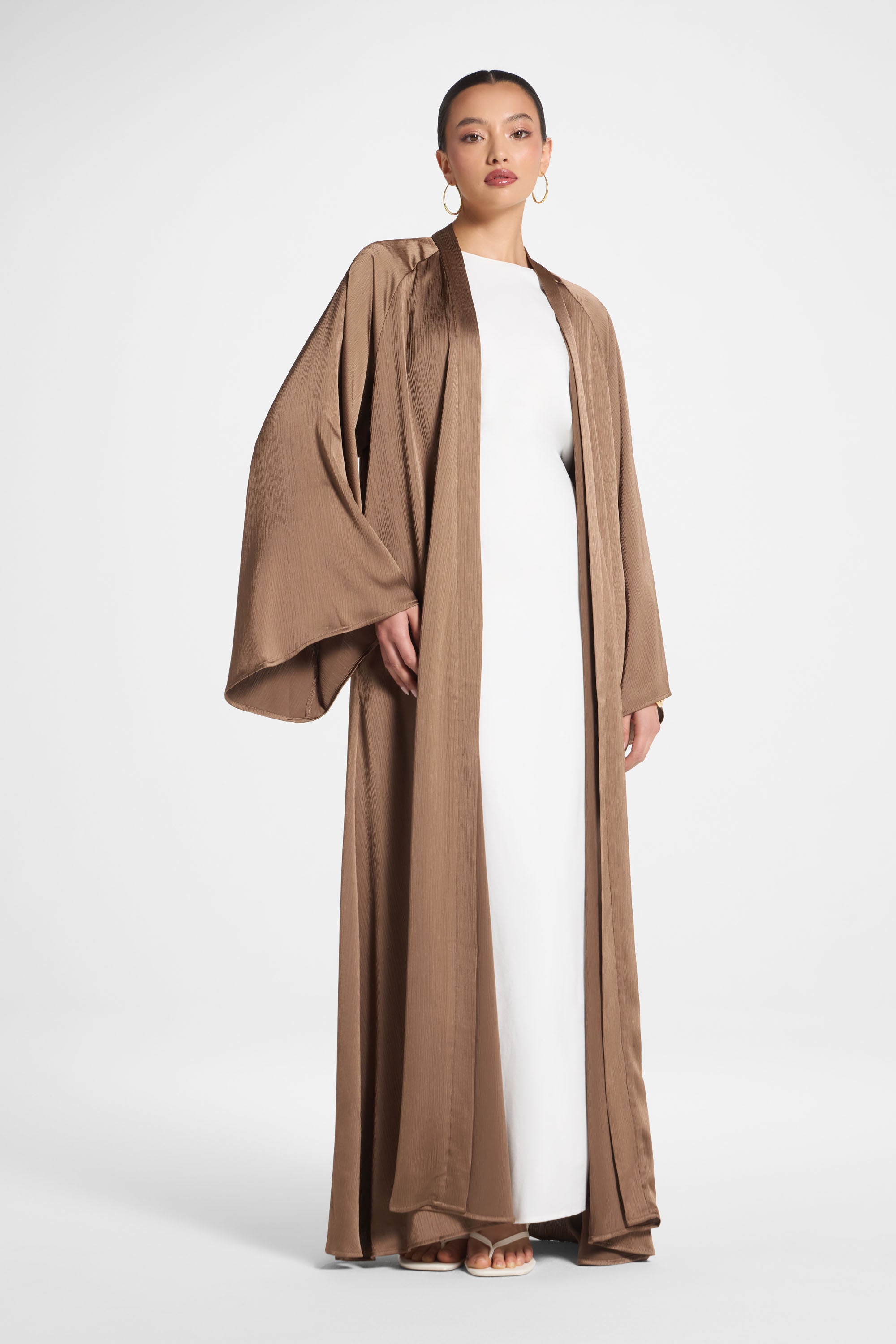Sabeen Open Abaya - Mushroom