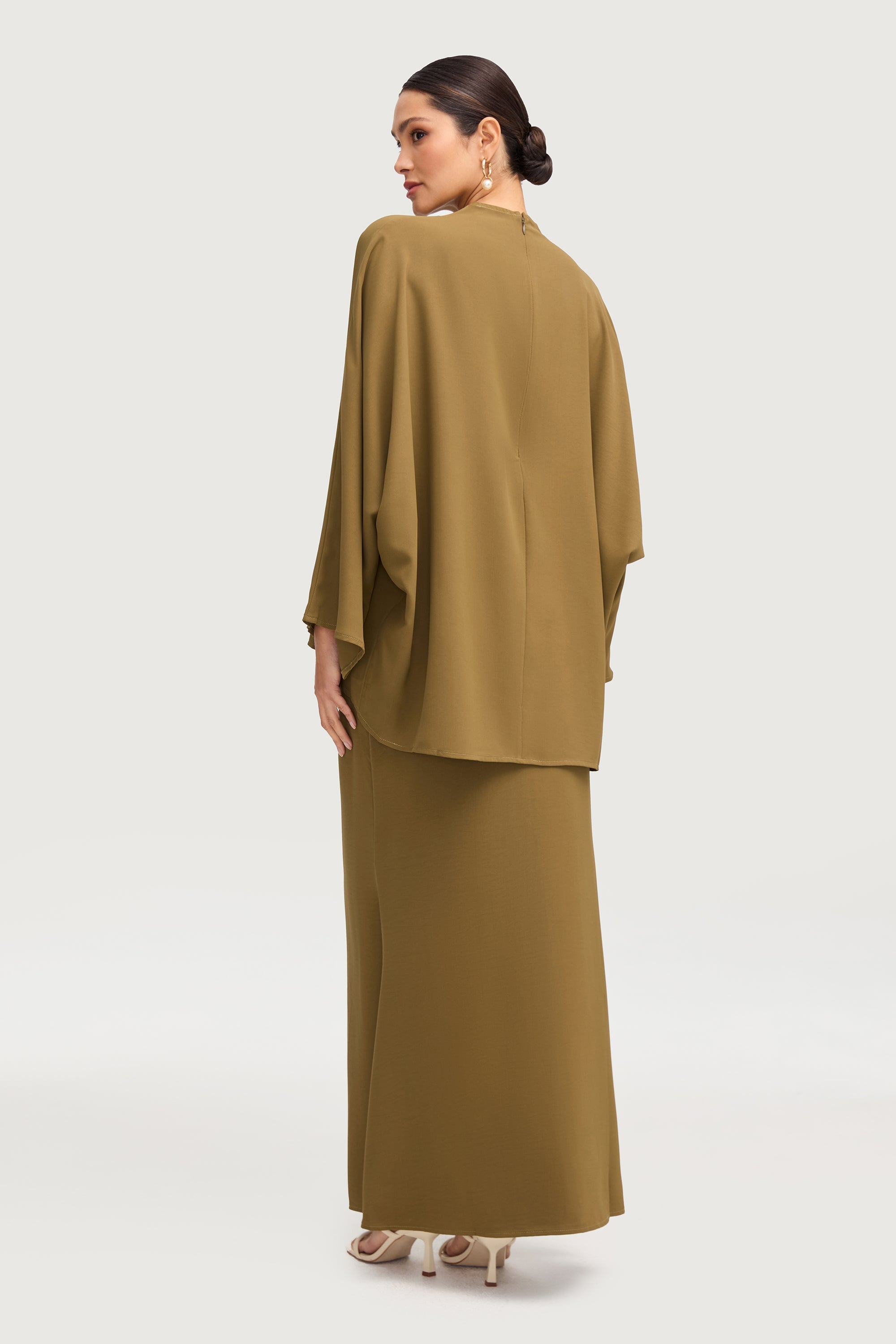 Afraa Top & Maxi Skirt Set - Olive Set Veiled Collection 