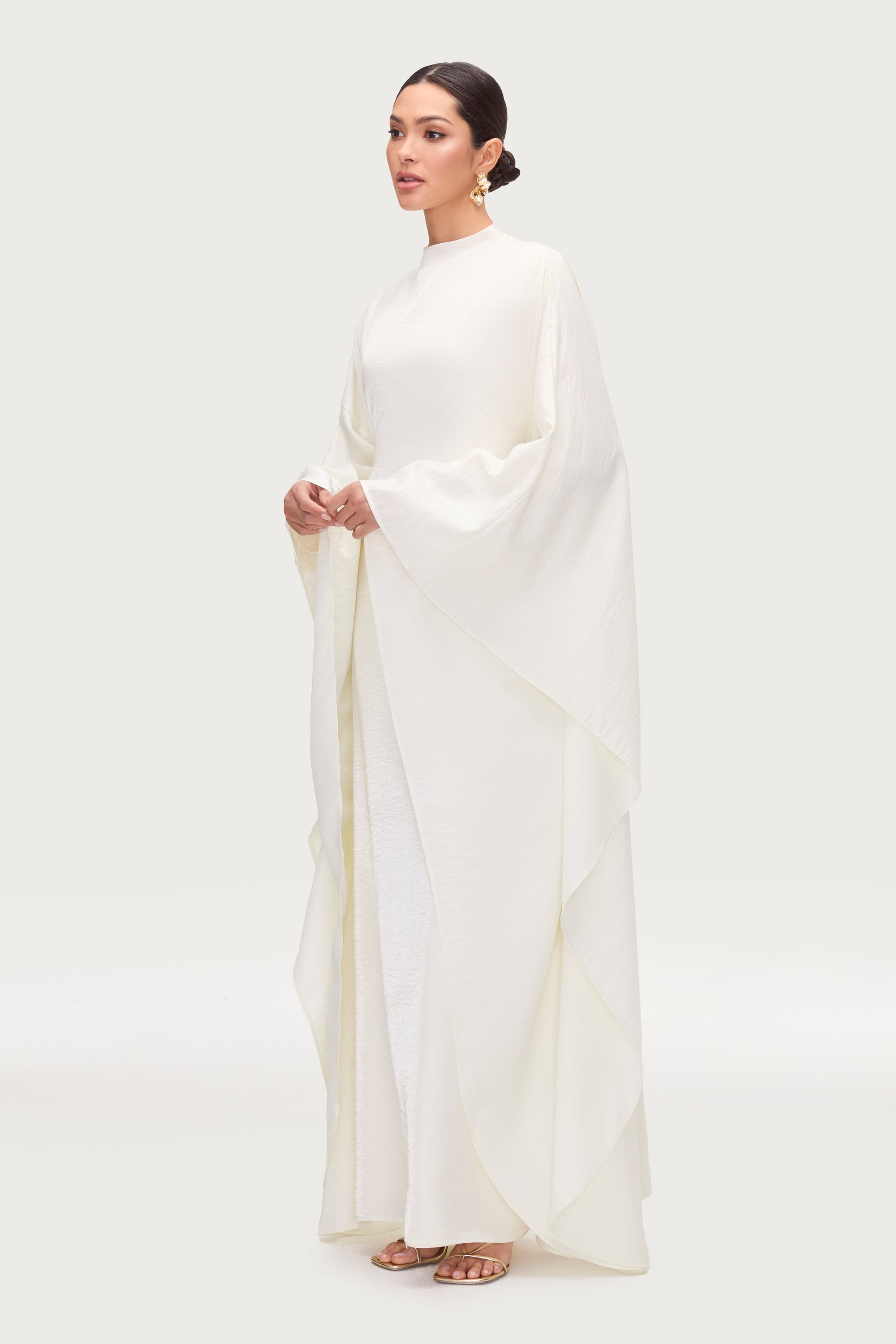 Alia Butterfly Inner Tie Abaya Dress - Moonbeam Abayas Veiled 