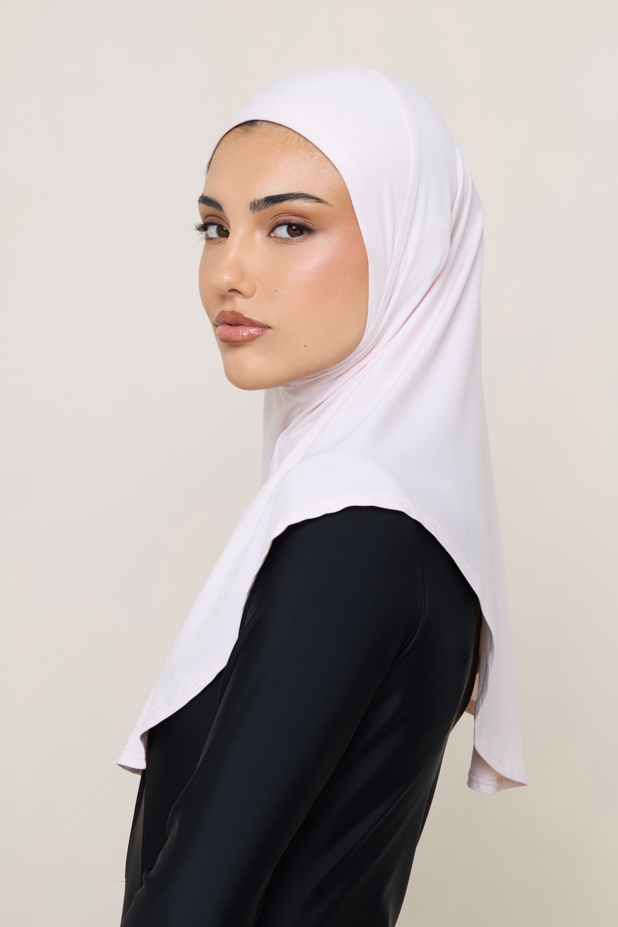 Amira Bamboo Jersey Instant Hijab - Petal Pink Hijabs Veiled 