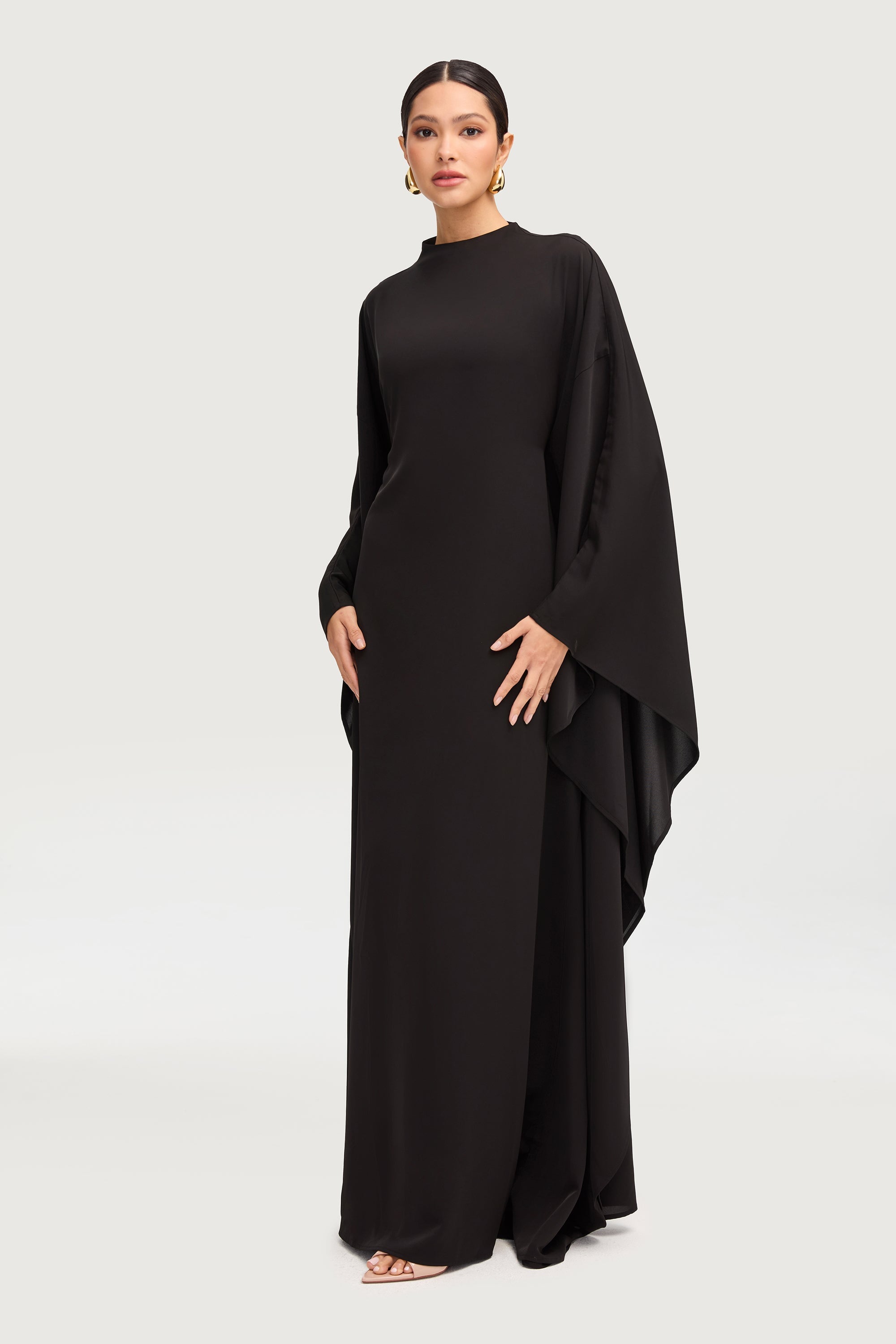 Amira Butterfly Inner Tie Abaya - Black Abayas Veiled 