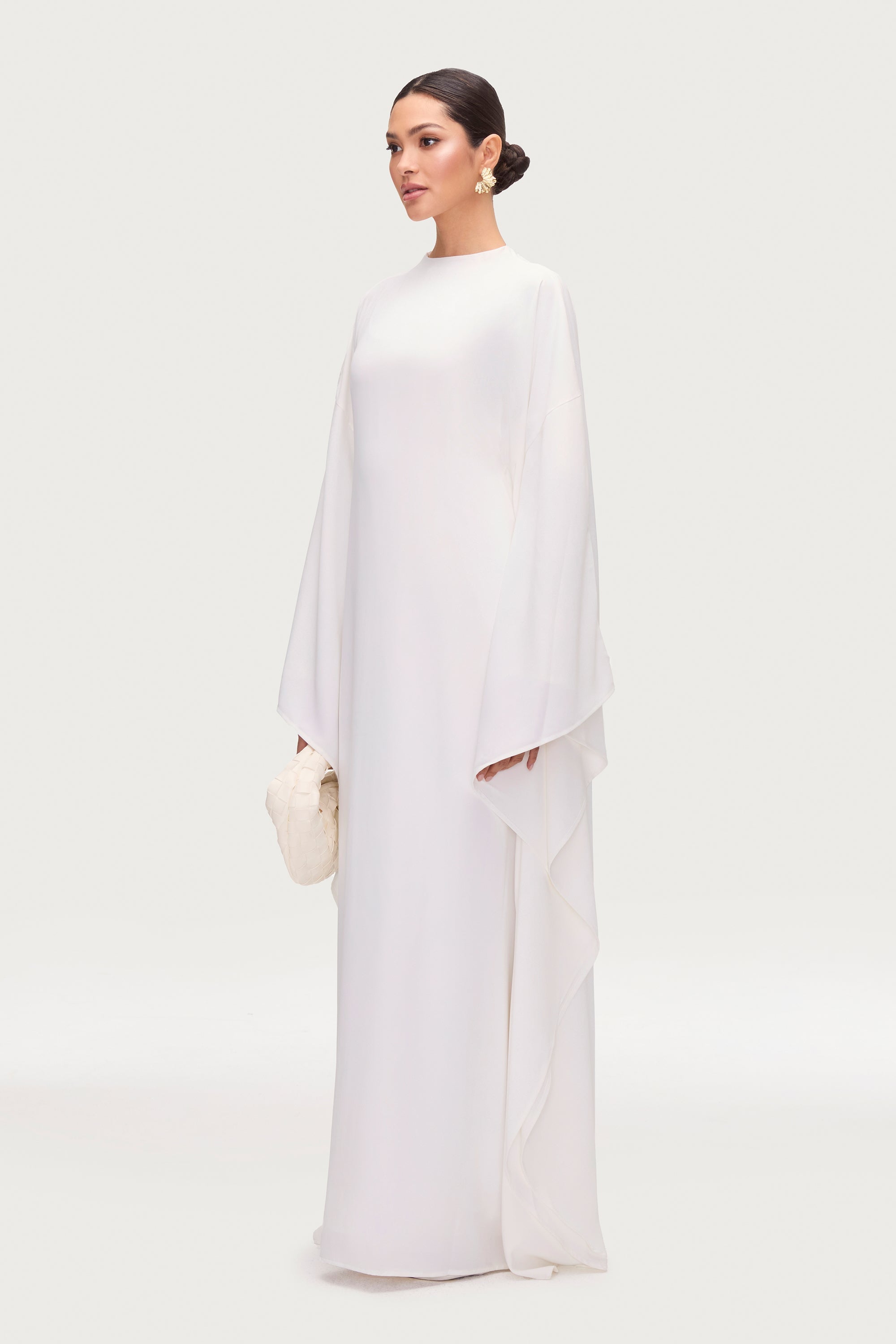 Amira Butterfly Inner Tie Abaya - White Abayas Veiled 