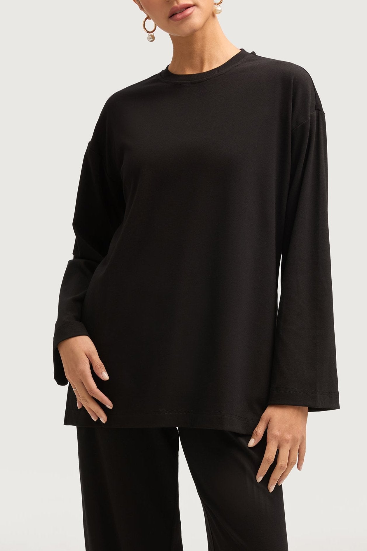 Aria Ribbed Everyday Top - Black Tops Veiled Collection 