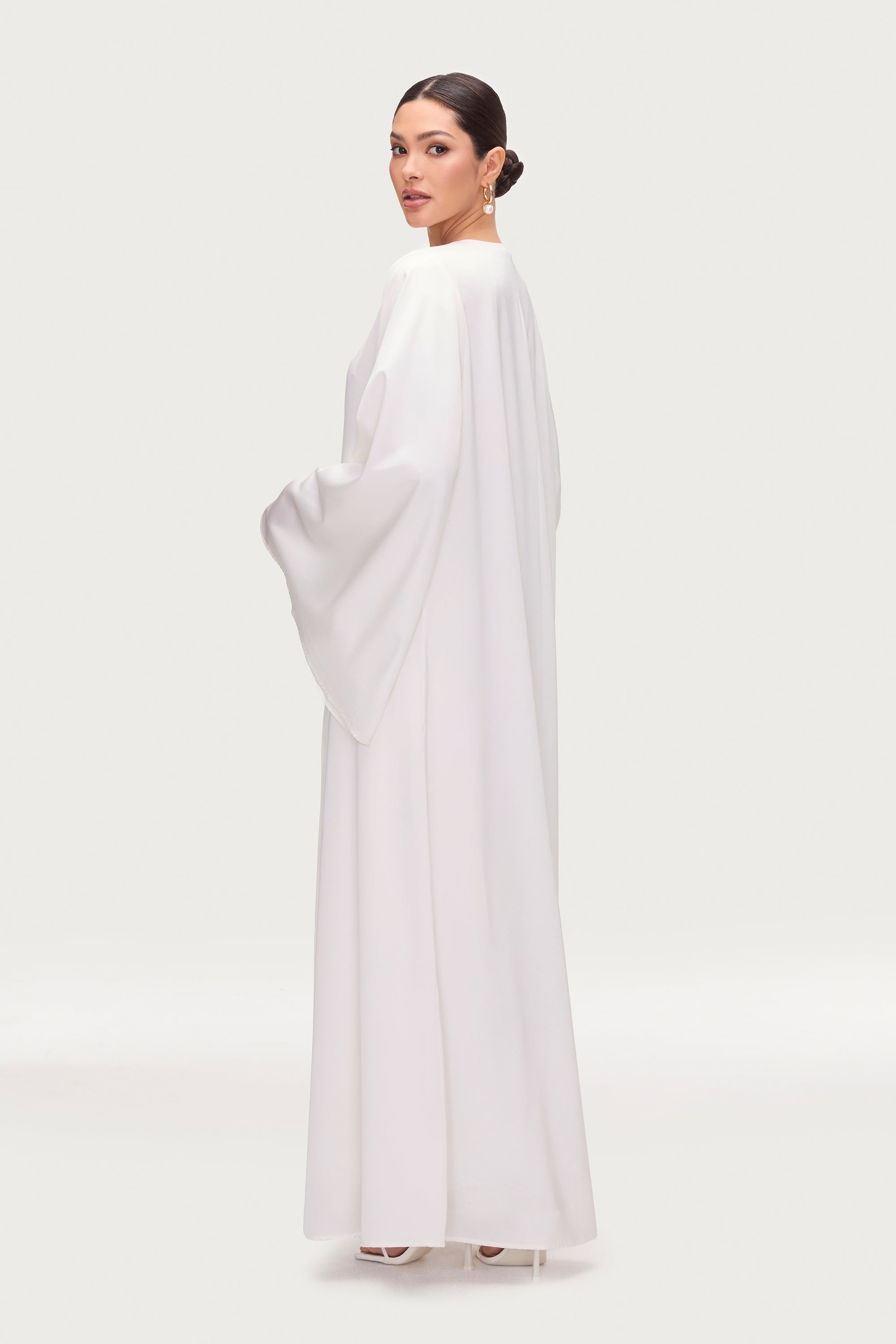 Arwa Flare Sleeve Open Abaya - White Abayas Veiled 