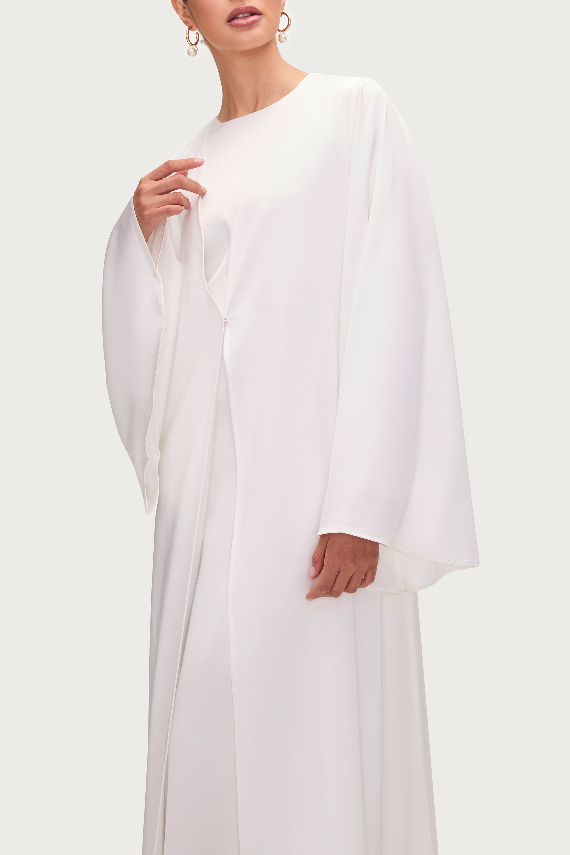 Arwa Flare Sleeve Open Abaya - White Abayas Veiled 