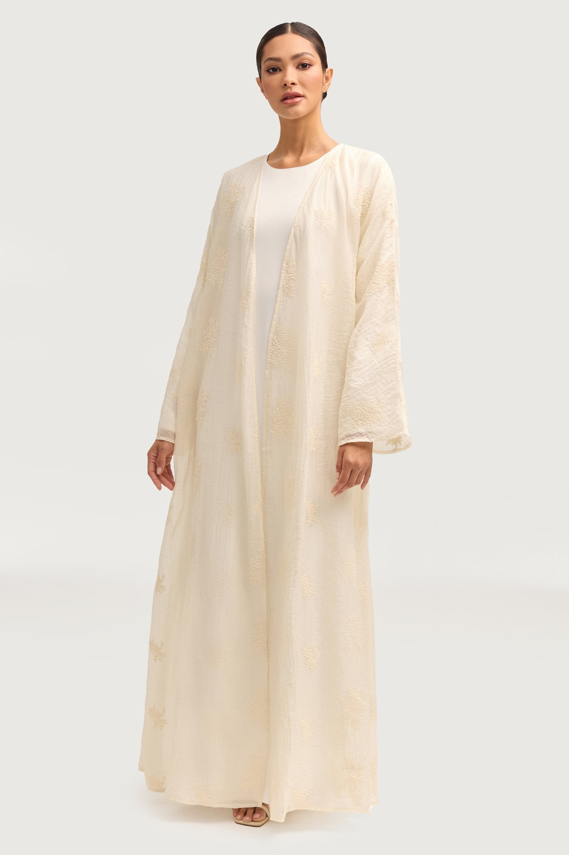 Assiya Embroidered Open Abaya - White Abayas Veiled 