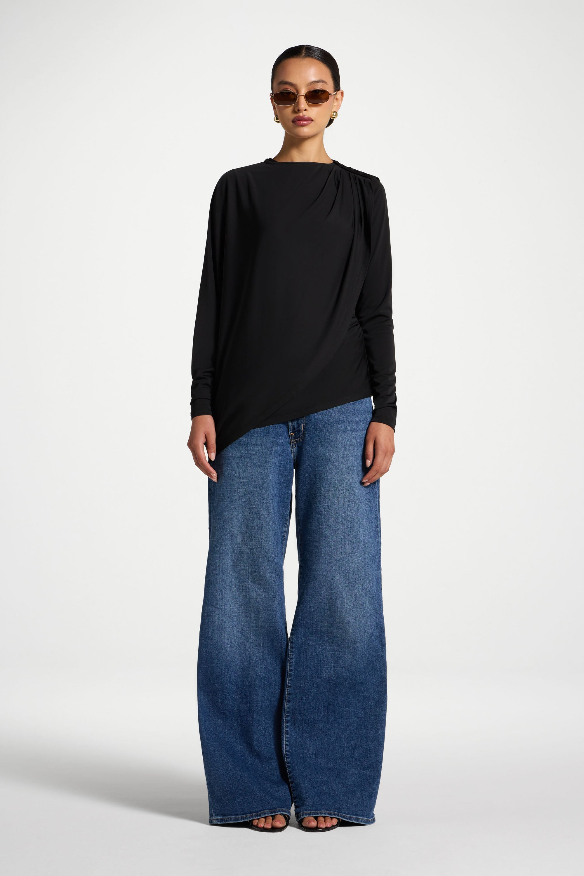 Asymmetric Cape Top - Black Abayas Veiled 