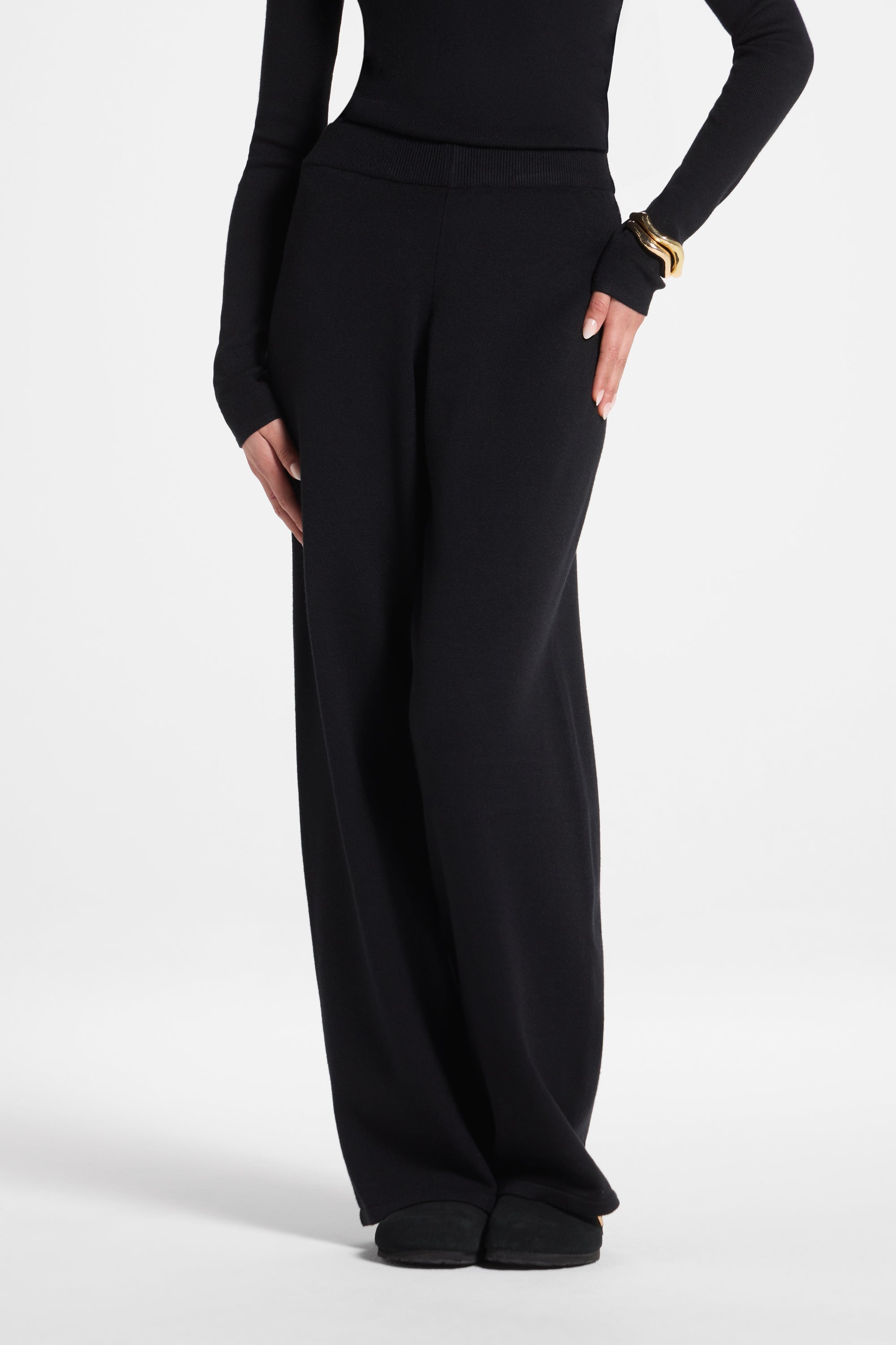 Asymmetric Knit Top & Pants Set - Black Abayas Veiled 