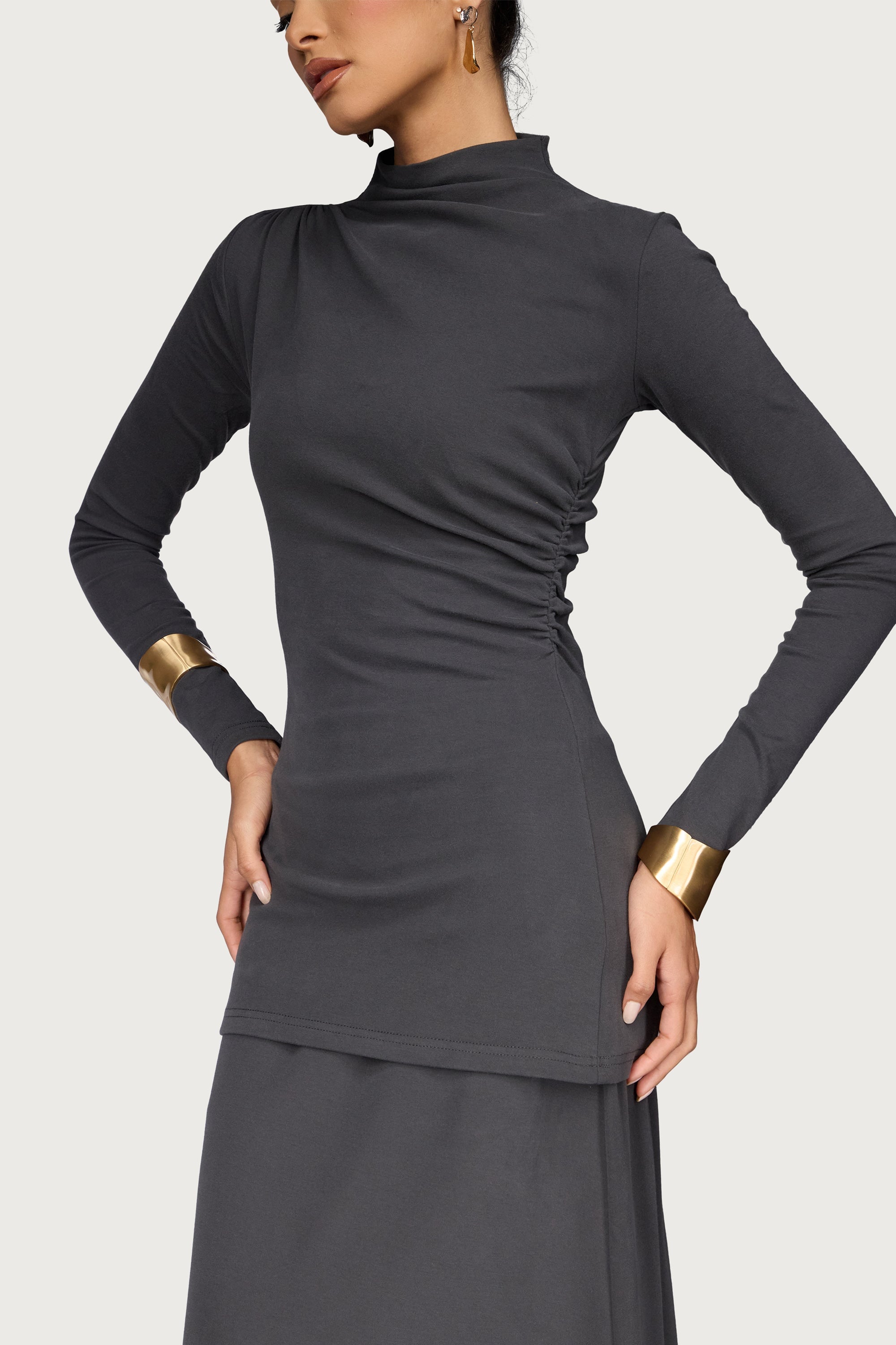 Asymmetric Ribbed Top - Iron Abayas Veiled 