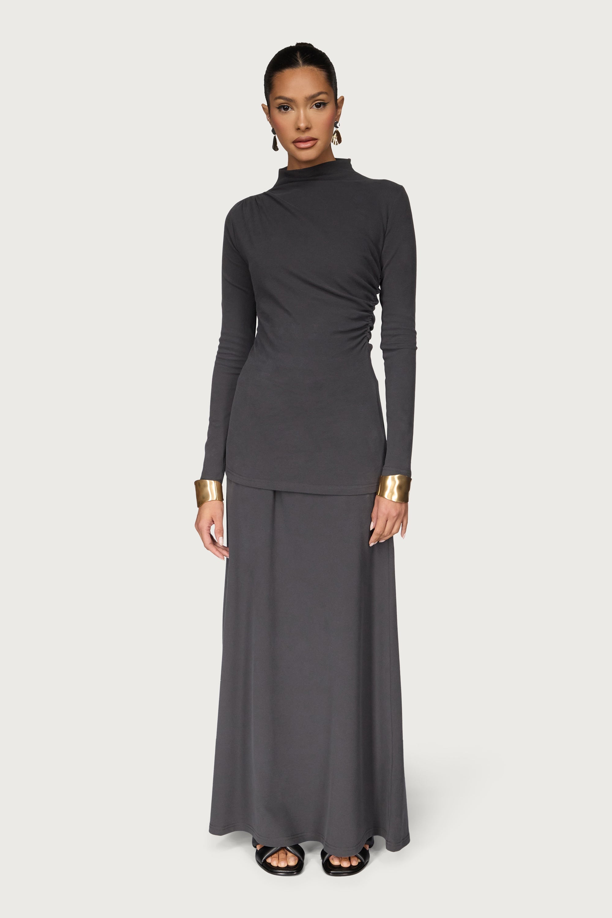 Asymmetric Ribbed Top - Iron Abayas Veiled 