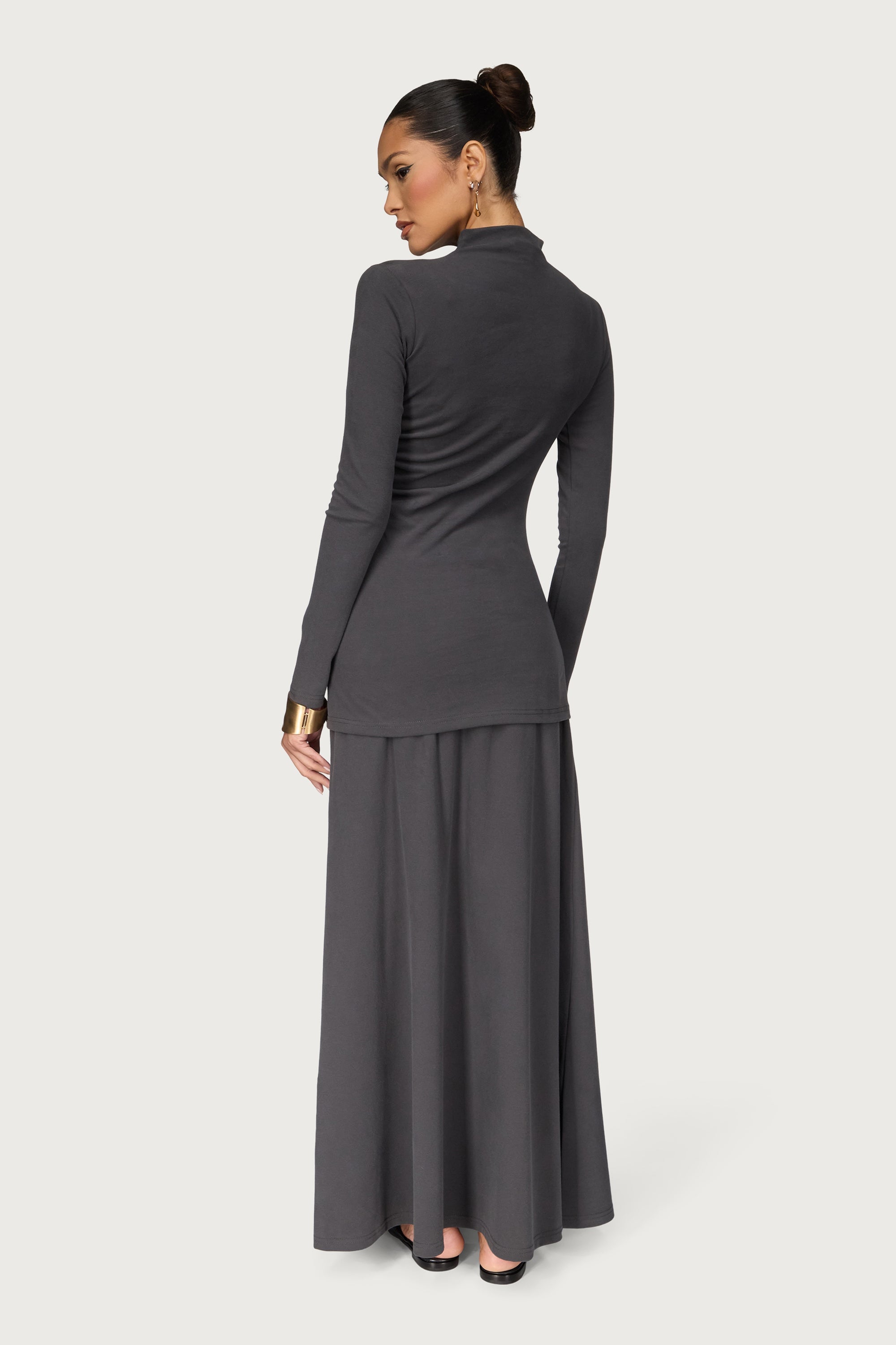 Asymmetric Ribbed Top - Iron Abayas Veiled 