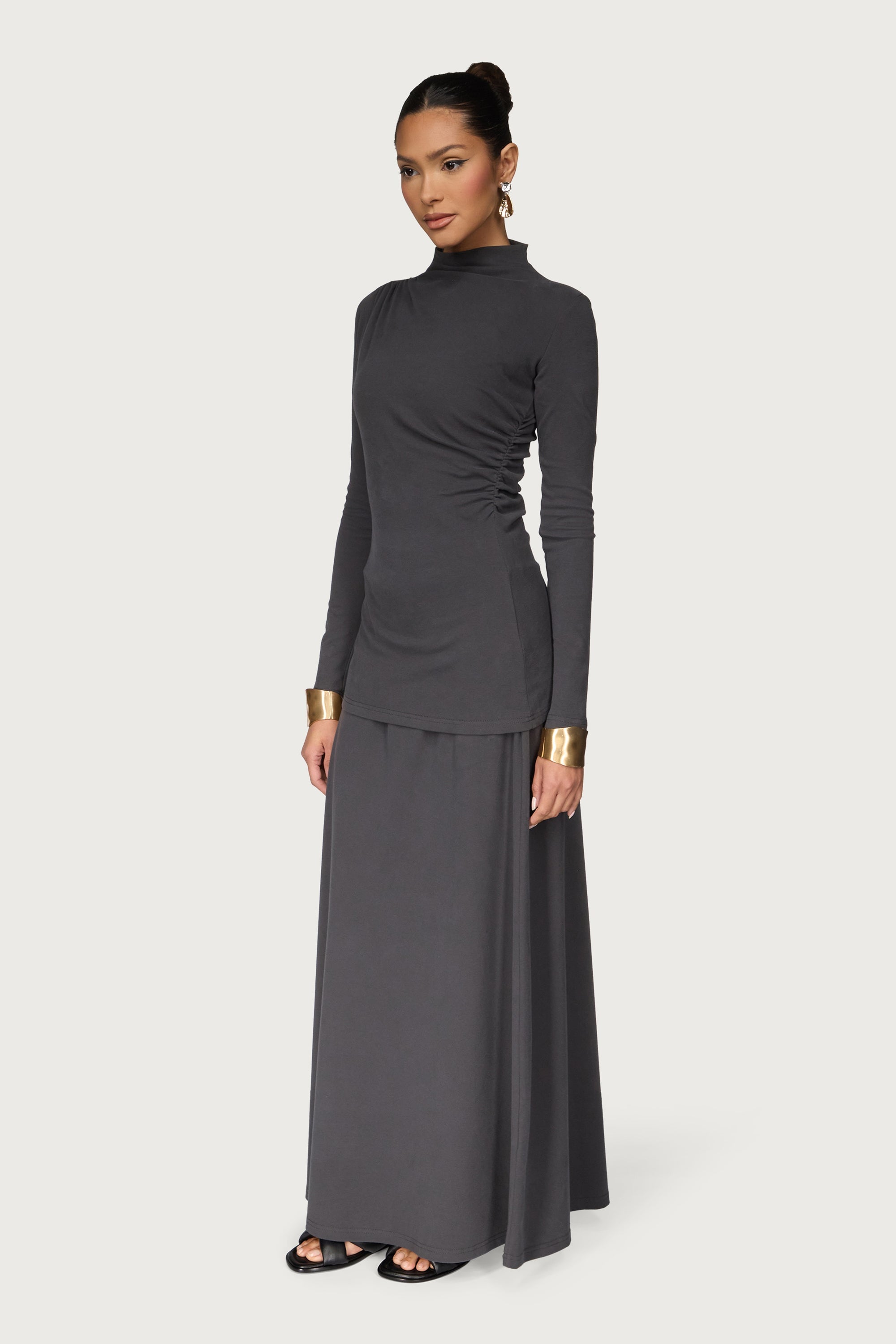 Asymmetric Ribbed Top - Iron Abayas Veiled 