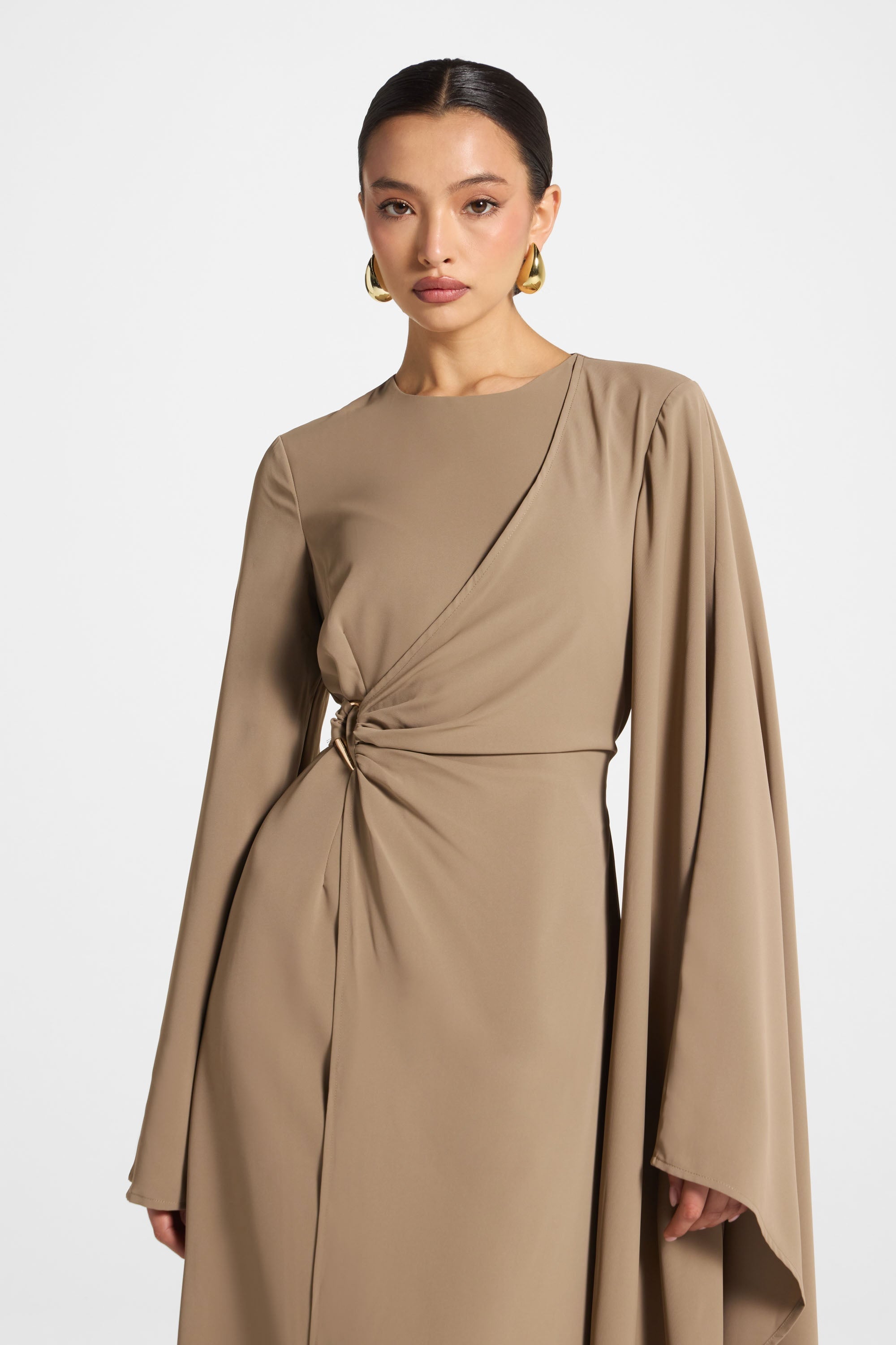 Asymmetric Sleeve Maxi Dress - Vetiver Abayas Veiled 
