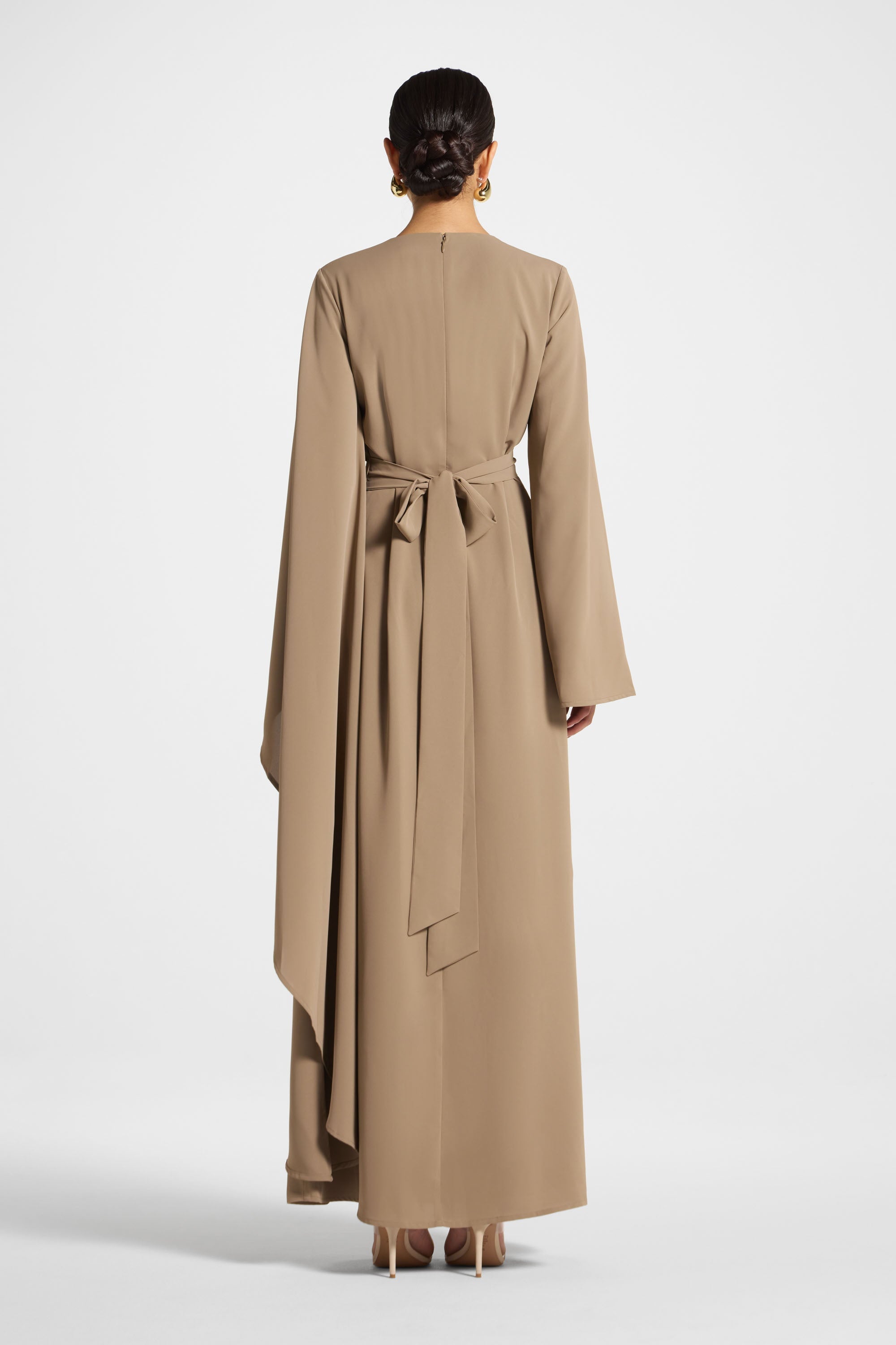 Asymmetric Sleeve Maxi Dress - Vetiver Abayas Veiled 