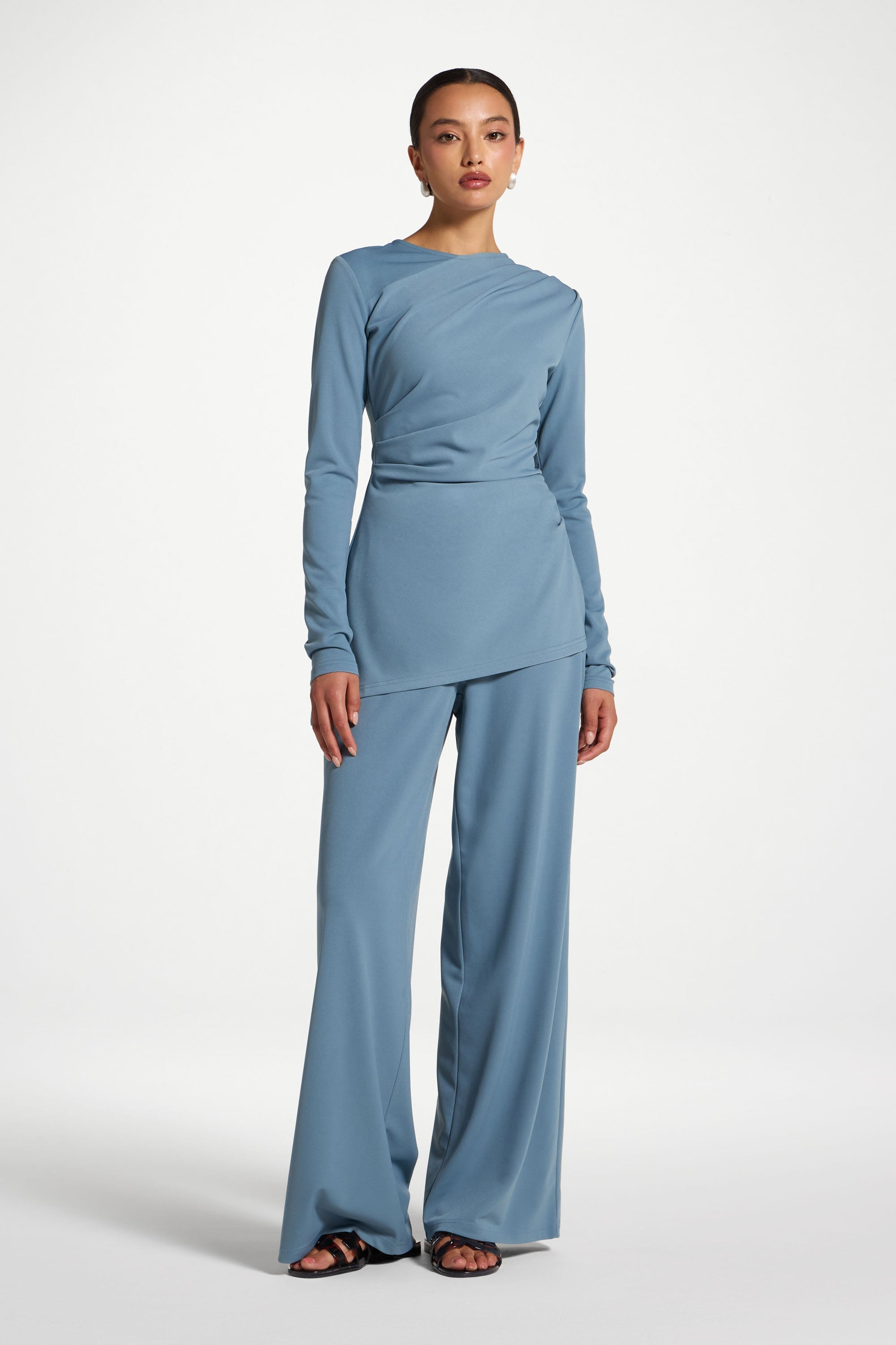 Asymmetric Stretch Top - Sky Abayas Veiled 