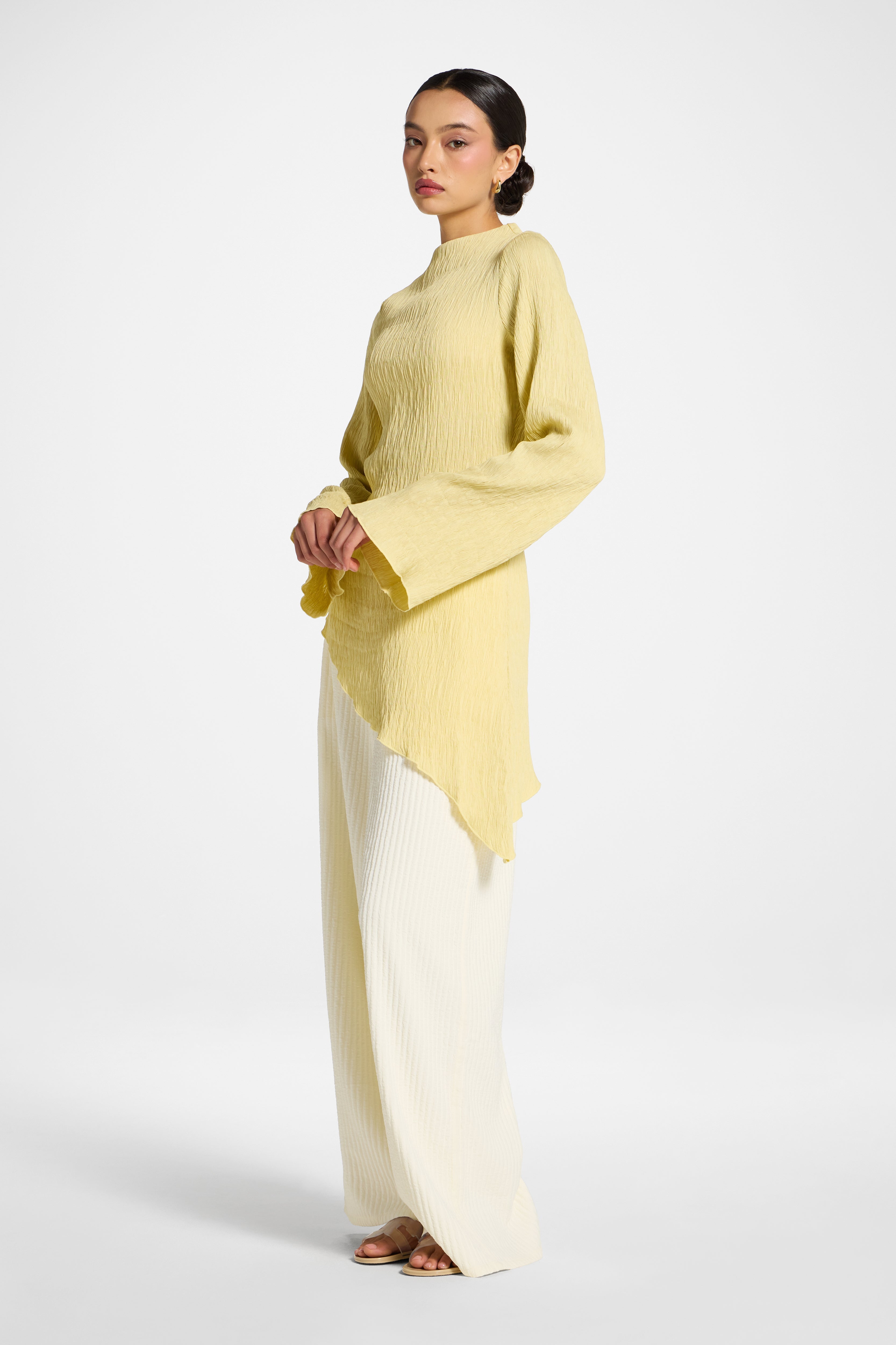 Asymmetric Textured Top - Pomelo Abayas Veiled 