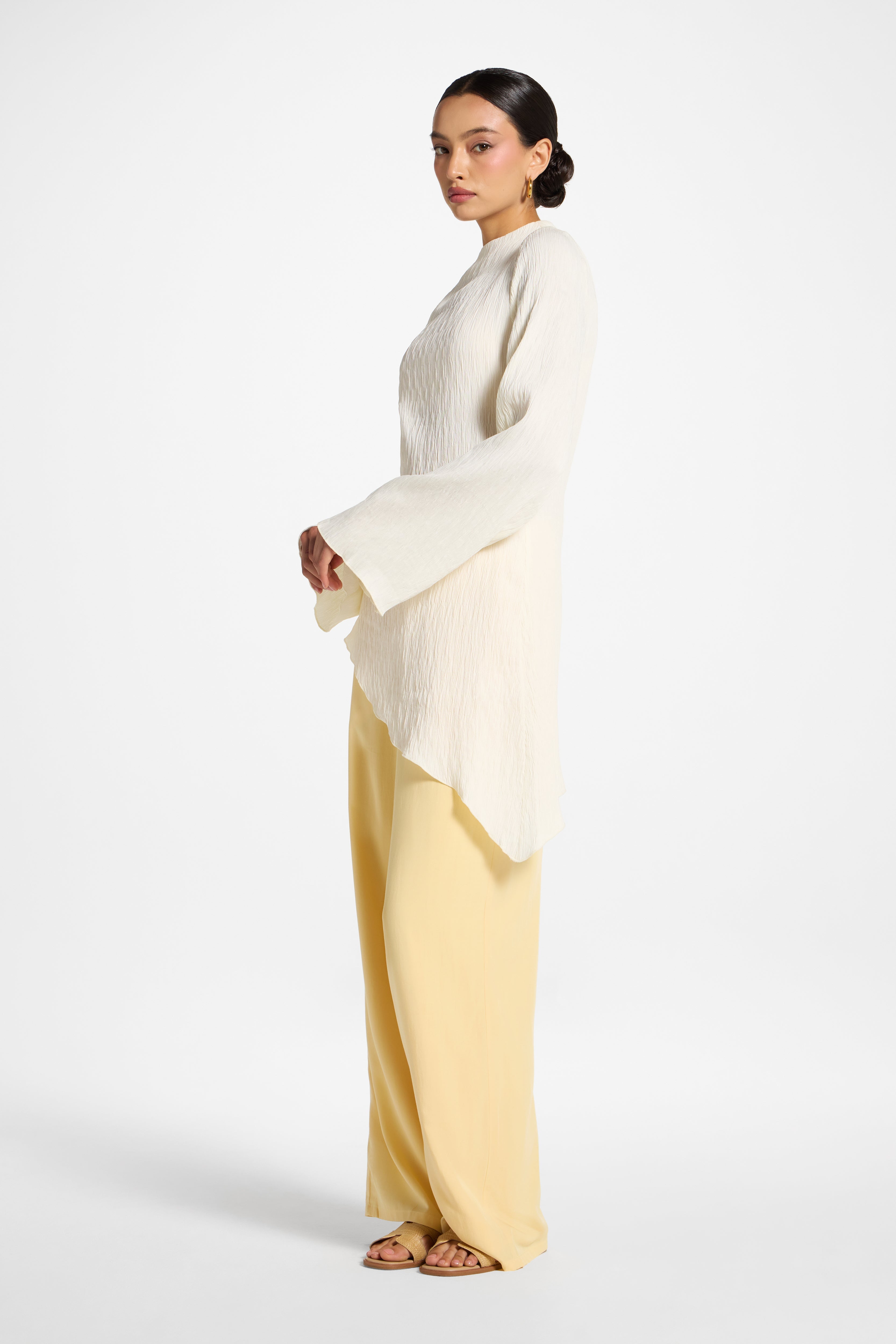 Asymmetric Textured Top - White Abayas Veiled 