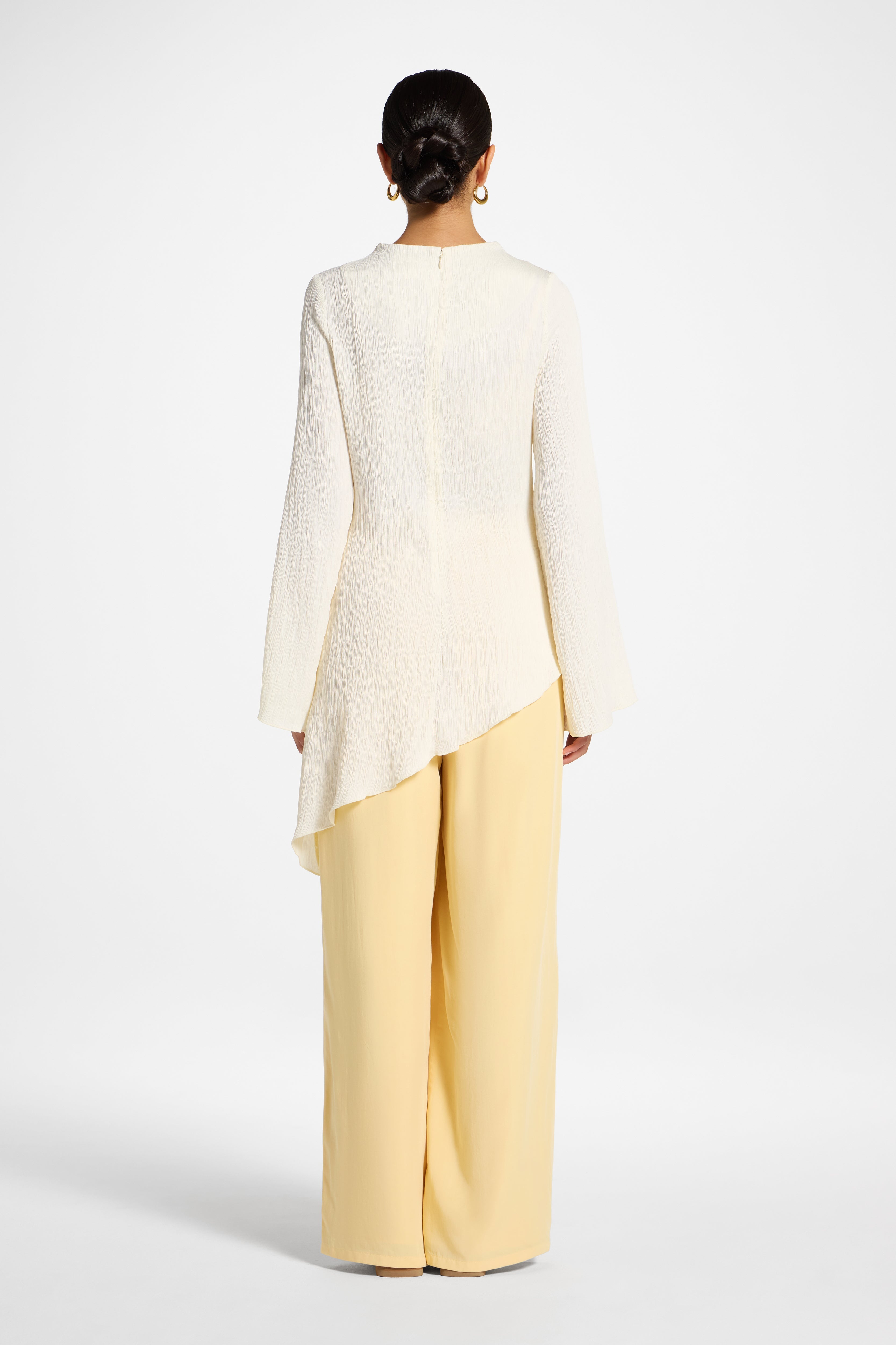 Asymmetric Textured Top - White Abayas Veiled 