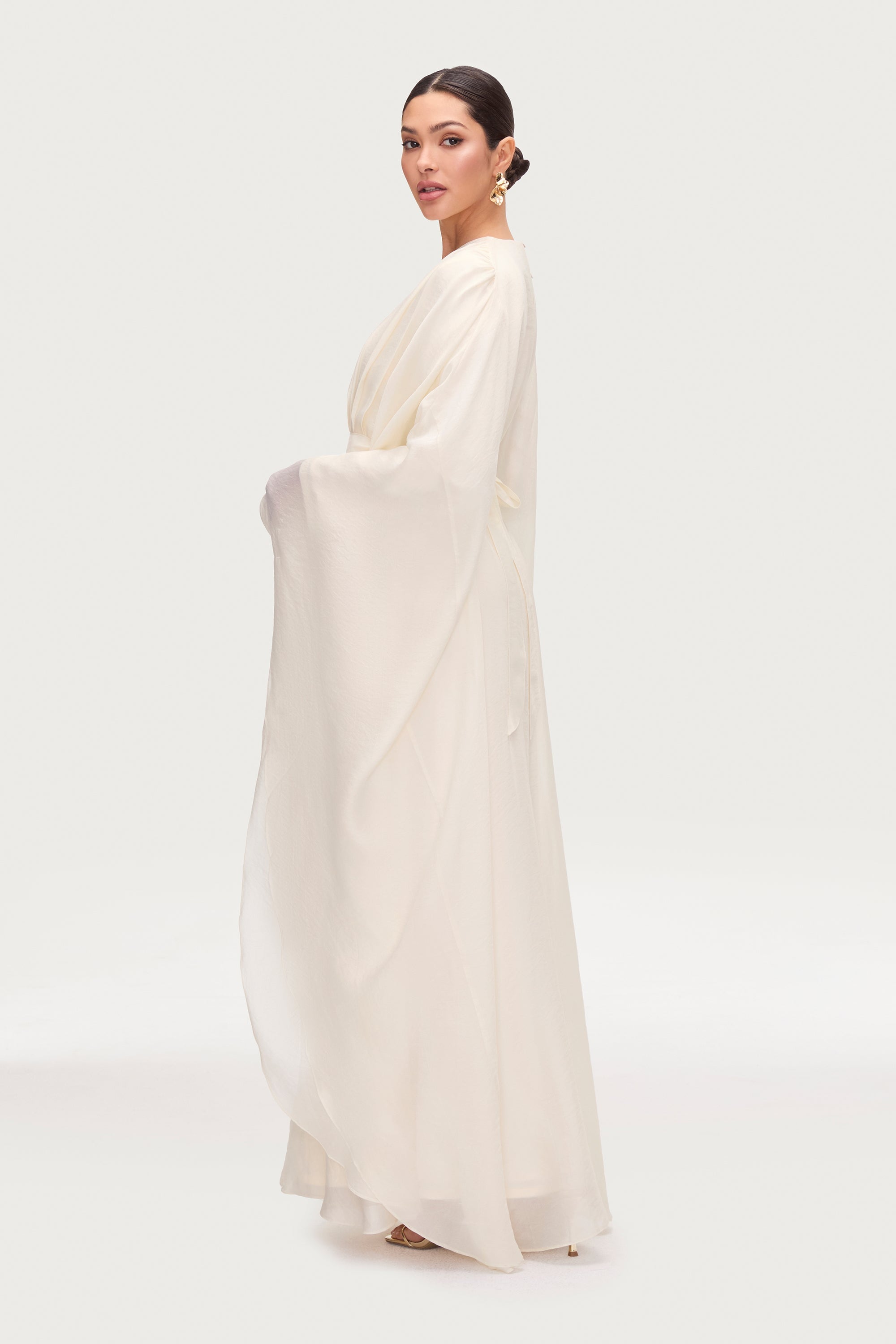 Aura Pleated Maxi Dress - Moonbeam Abayas Veiled 