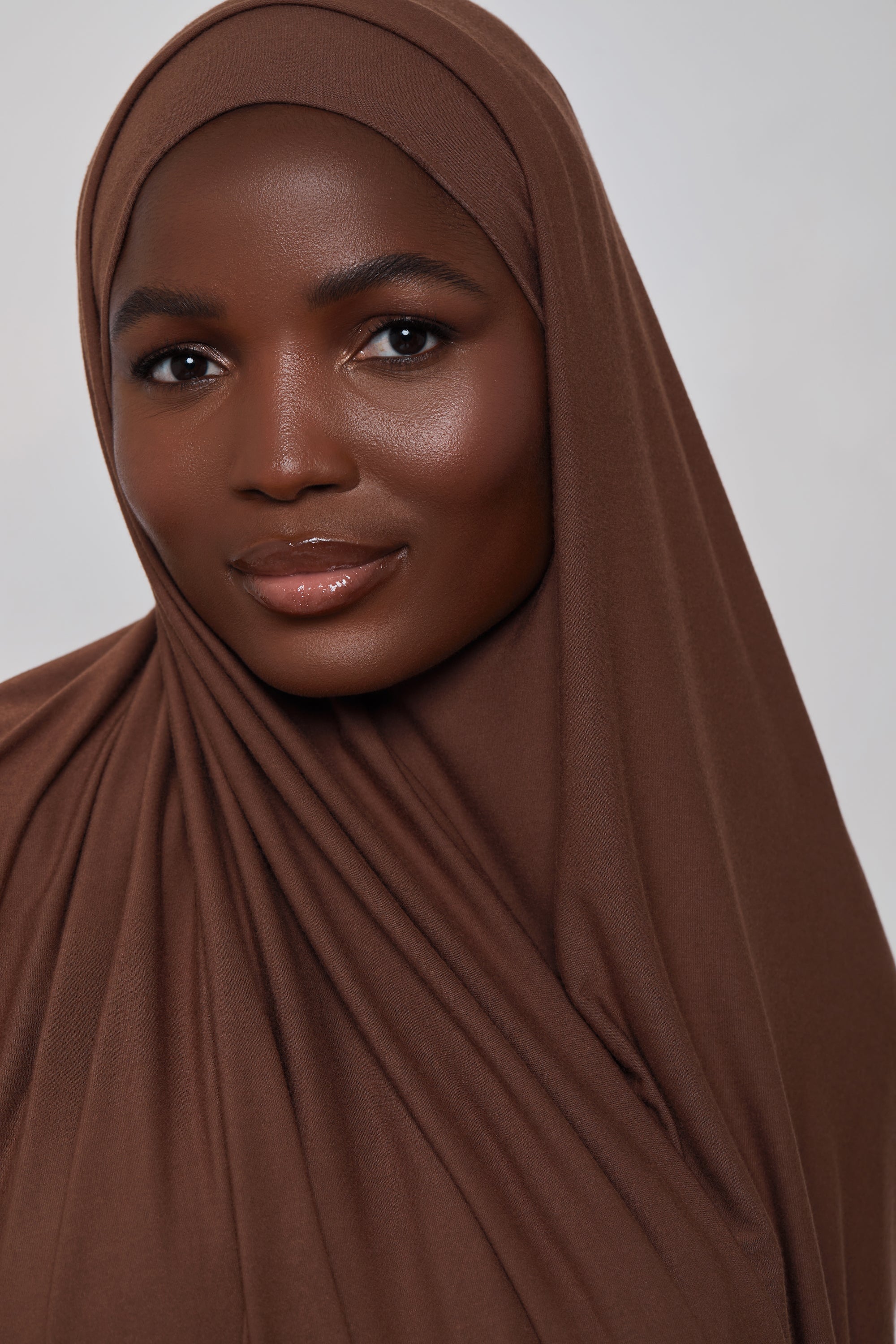 Bamboo Jersey Hijab - Cocoa Brown Veiled 