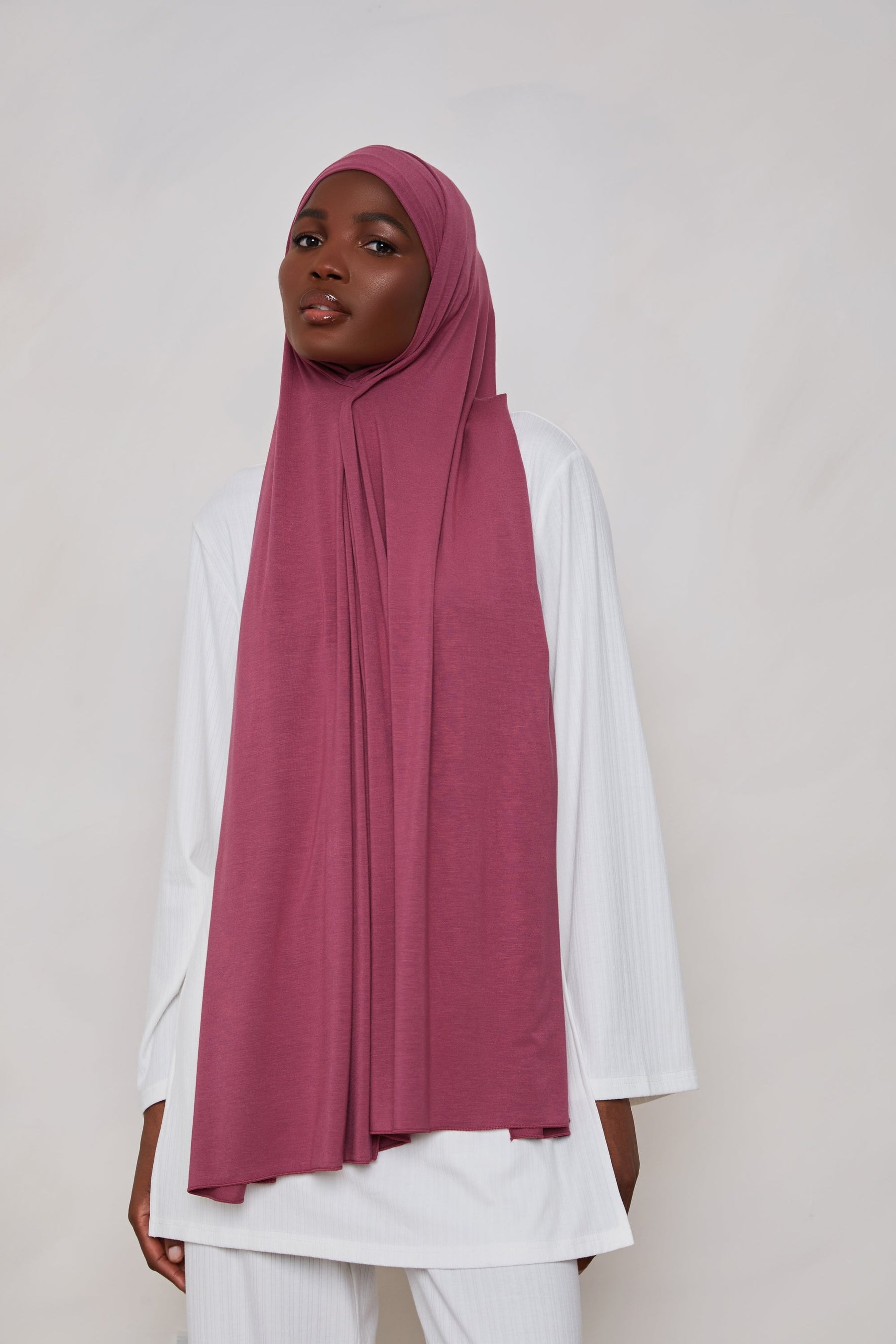 Veiled Bamboo Jersey Hijab - Light Grey Short (165x75 cm)