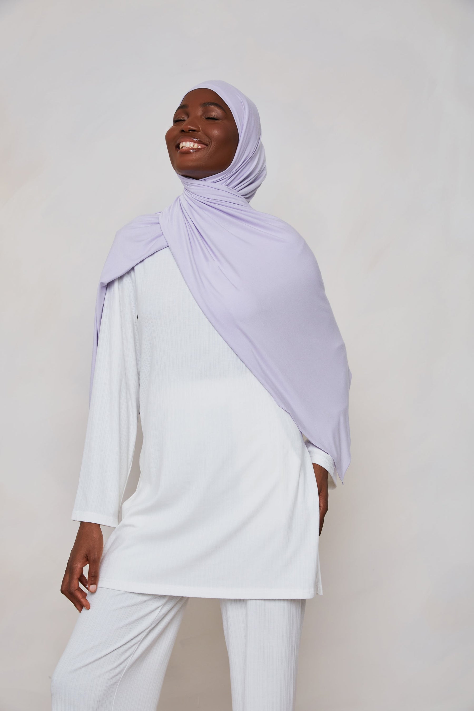 Veiled Bamboo Jersey Hijab - Sand Regular (180x75 cm)