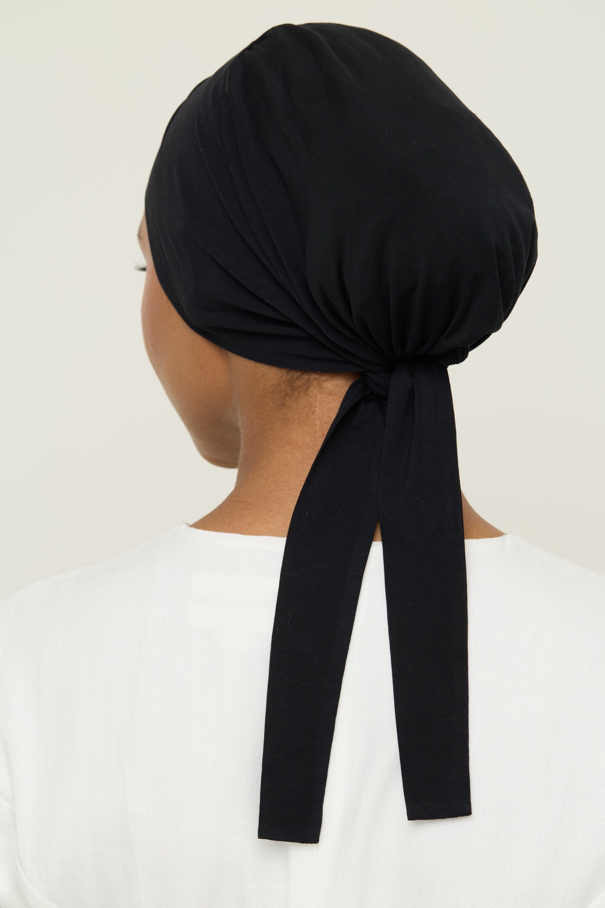Bamboo Jersey Tie Back Undercap - Black Undercap Veiled 