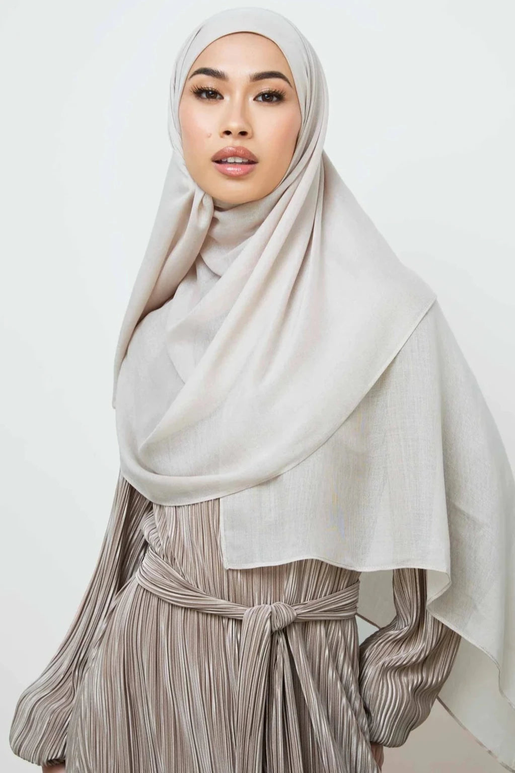 Bamboo Woven Hijab & Matching Undercap Set - Cloud Veiled 