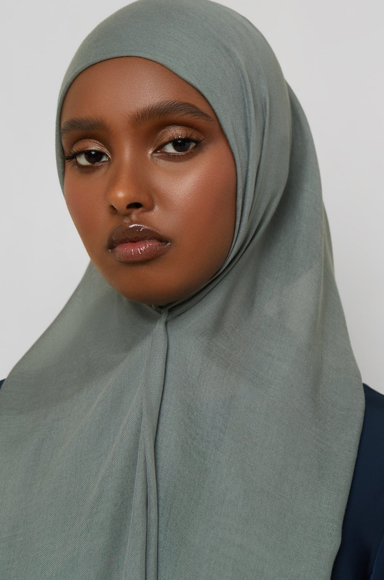 Bamboo Woven Hijab & Matching Undercap Set - Sedona Sage Veiled 