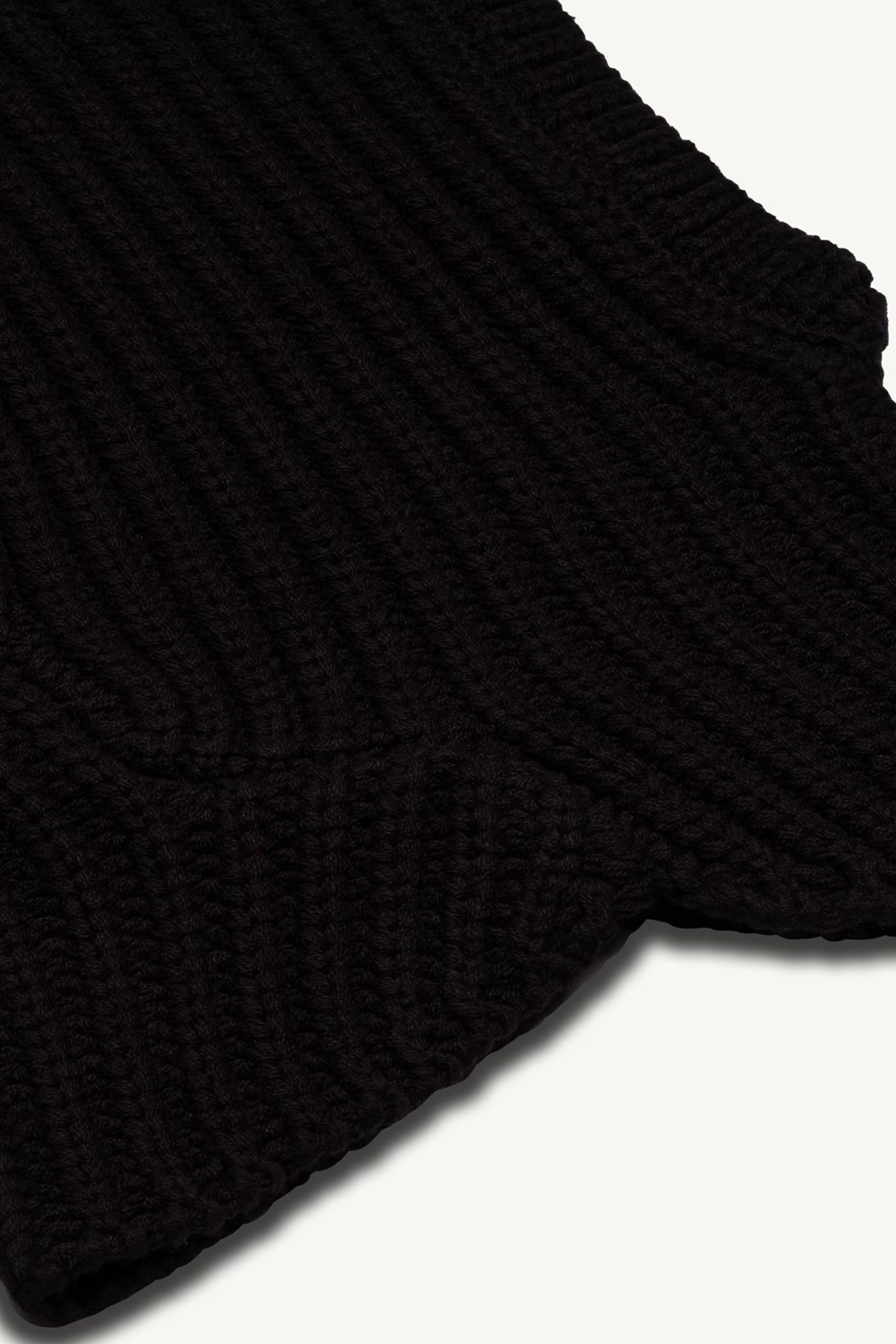 Cable Knit Balaclava - Black Accessories Veiled Collection 