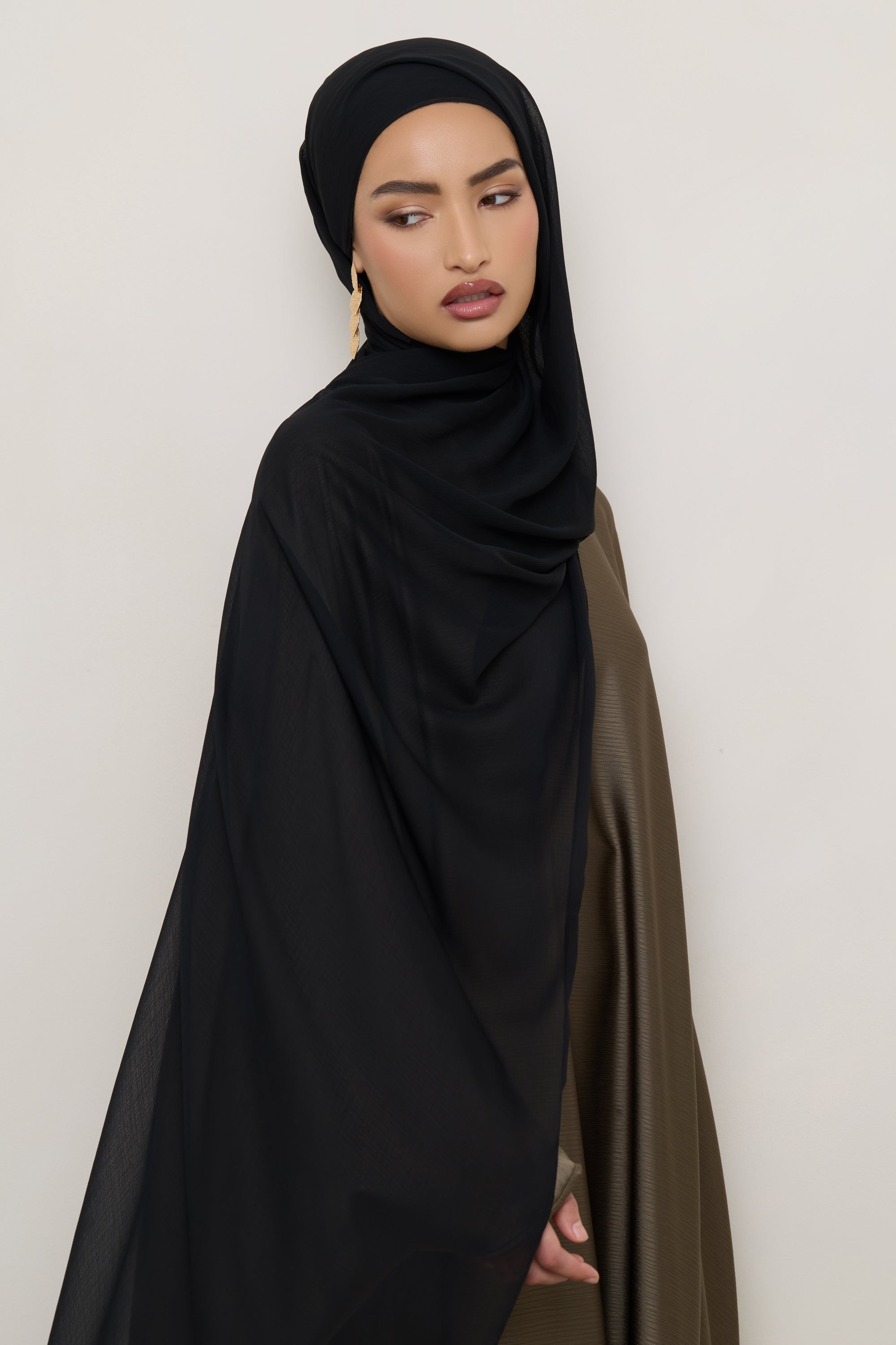 Chiffon Crinkle Hijab - Black Hijabs Veiled 