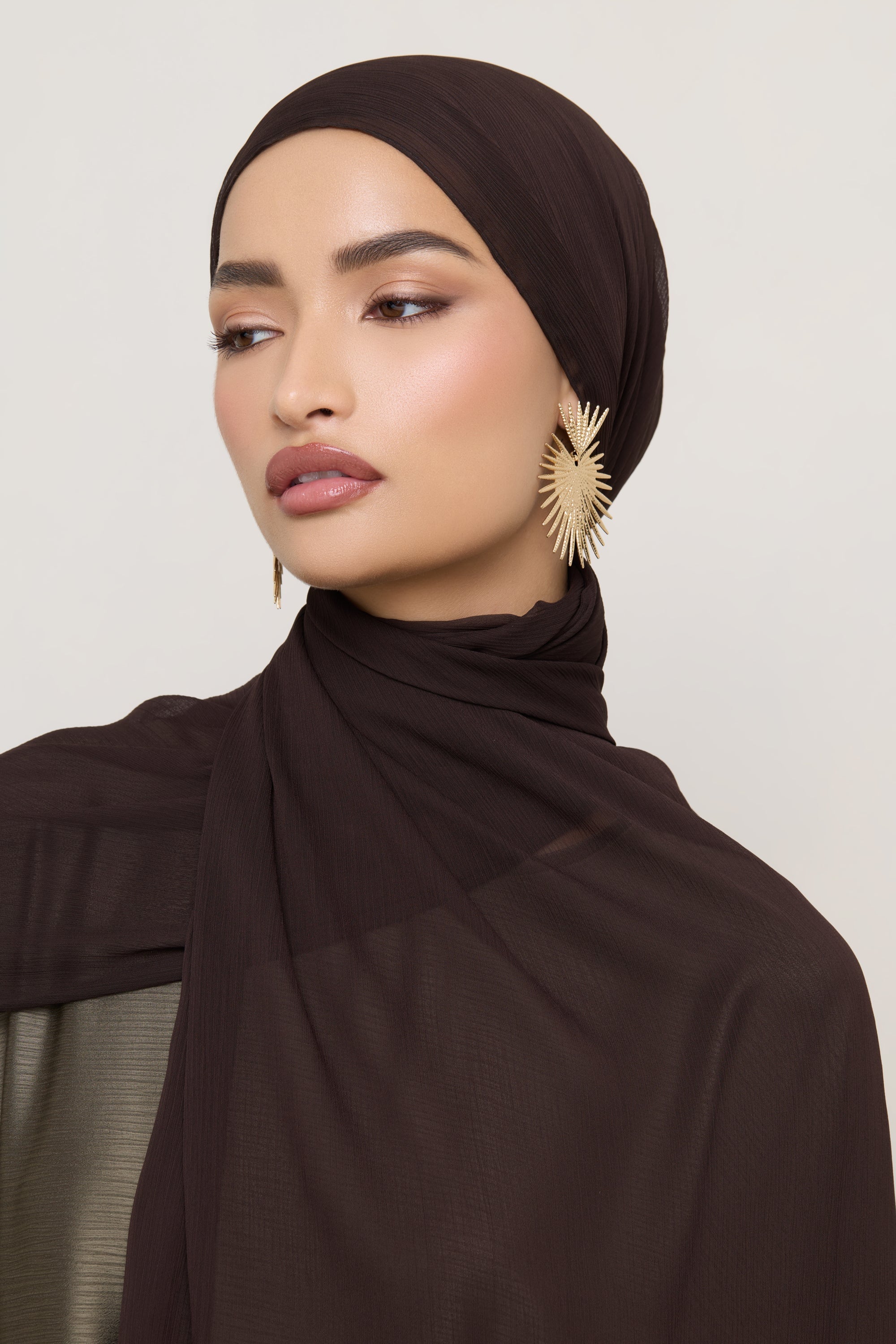 Chiffon Crinkle Hijab - Espresso Hijabs Veiled 