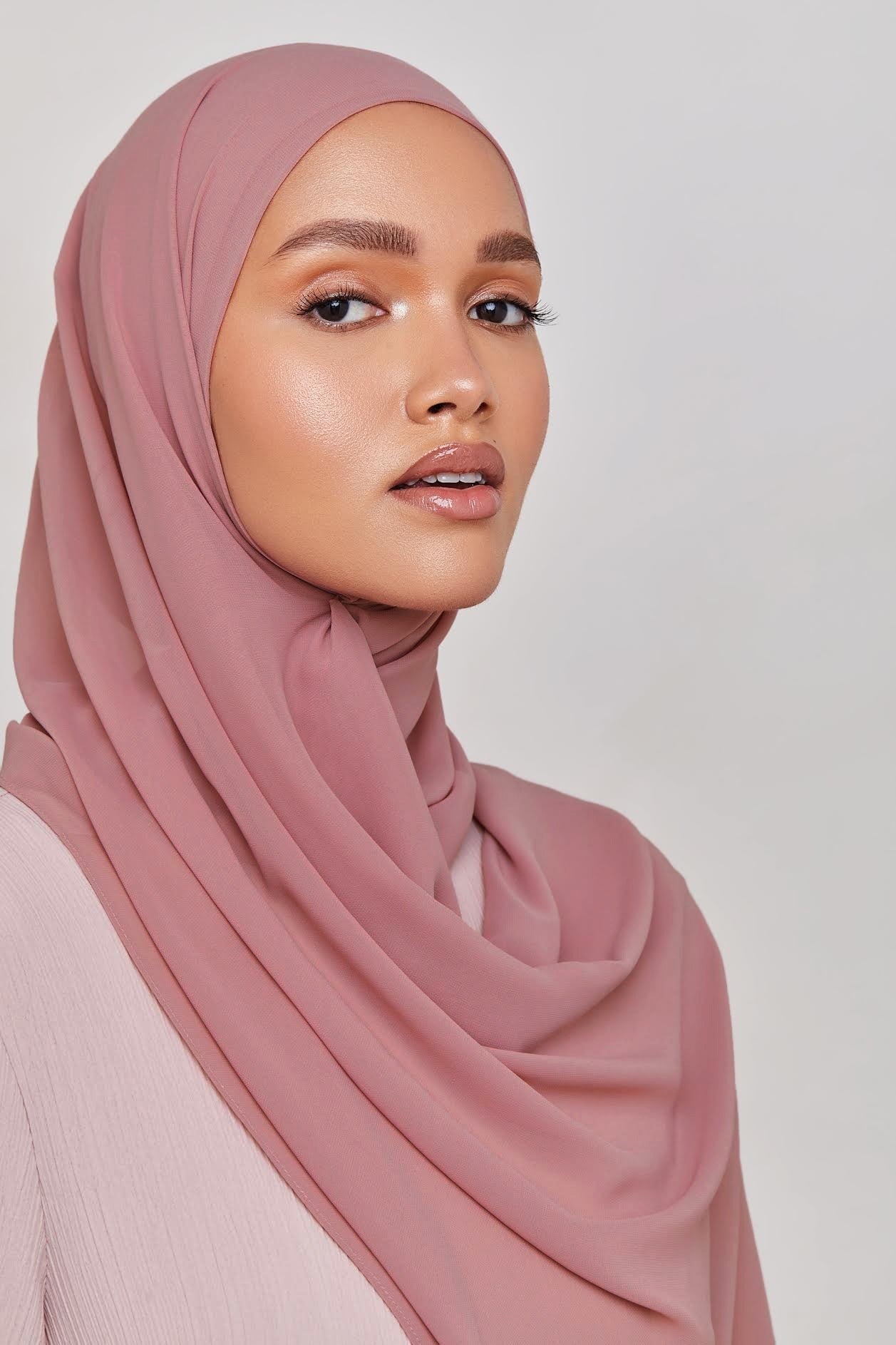 Chiffon LITE Hijab - Dusty Rose Hijabs Veiled 
