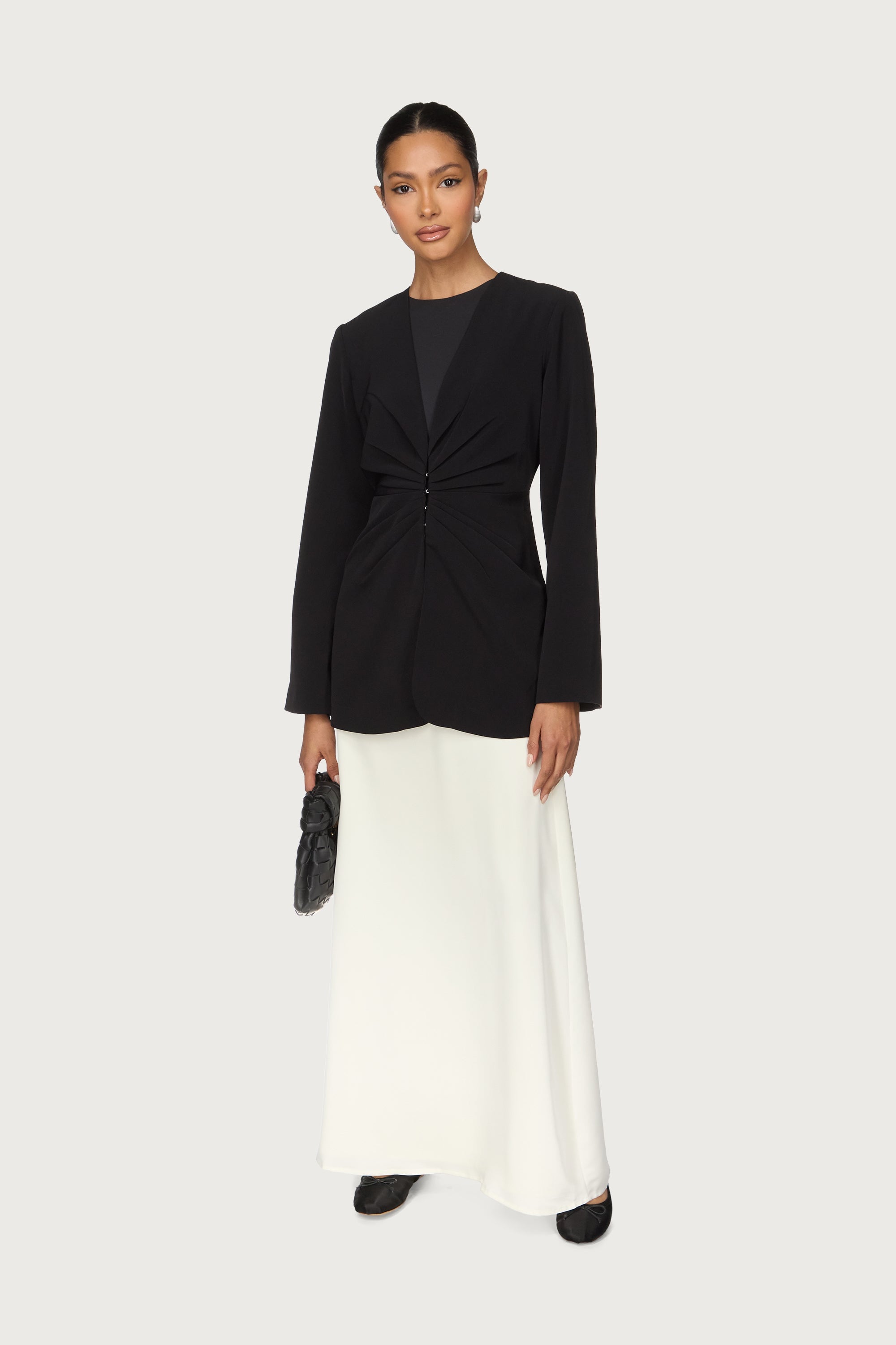 Cinch Blazer - Black Abayas Veiled 