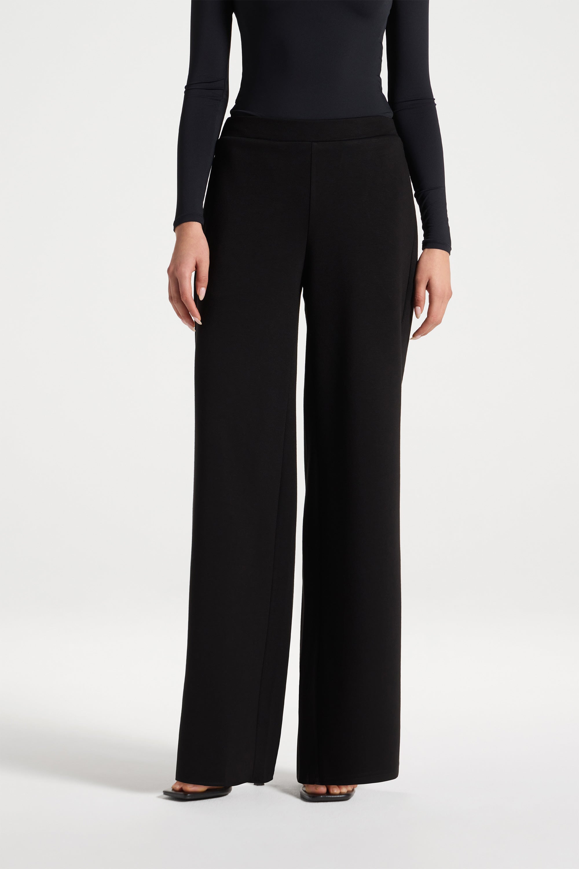 Cinch Top & Pants Set - Black Abayas Veiled 