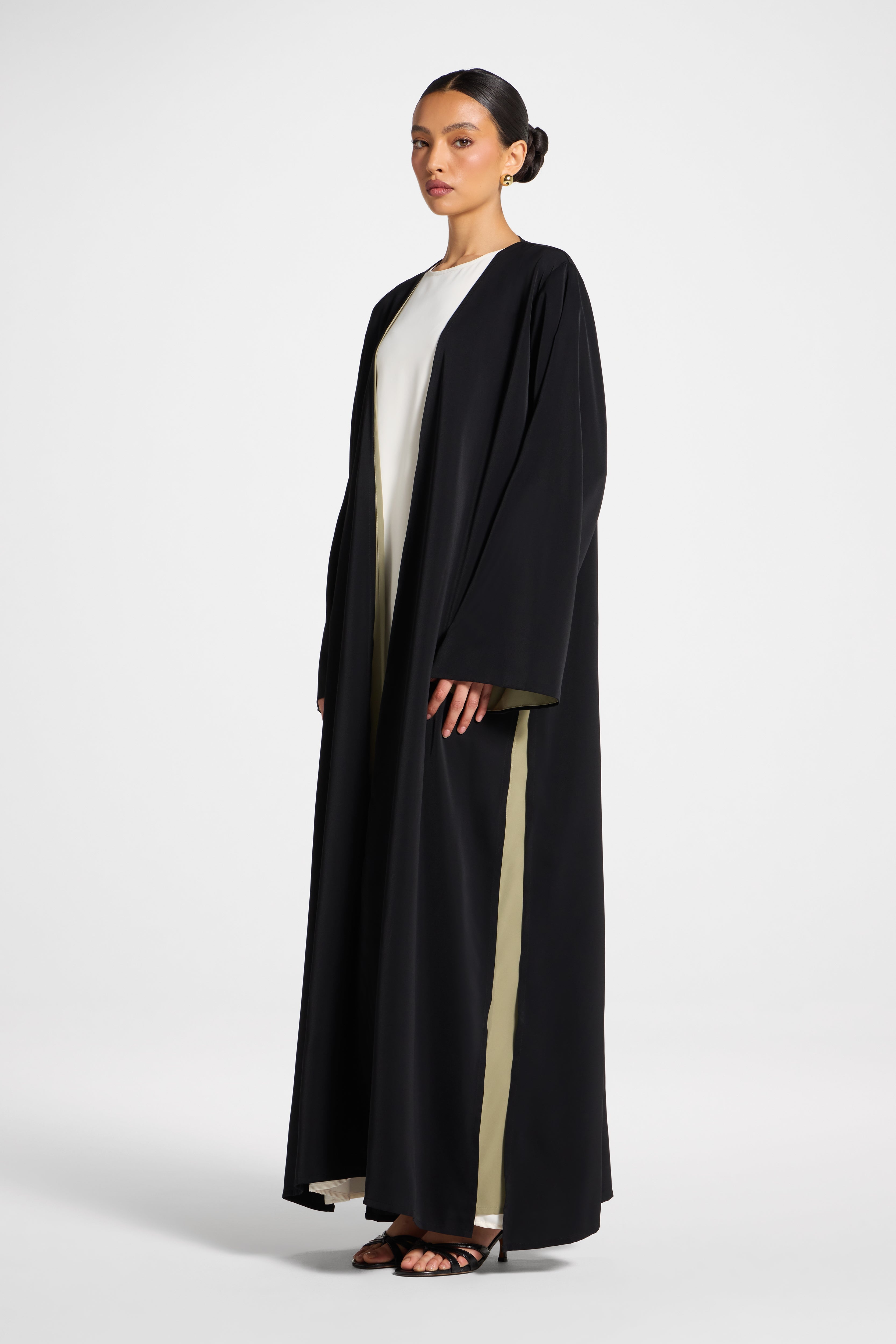 Contrast Open Abaya - Midnight Forest Abayas Veiled 