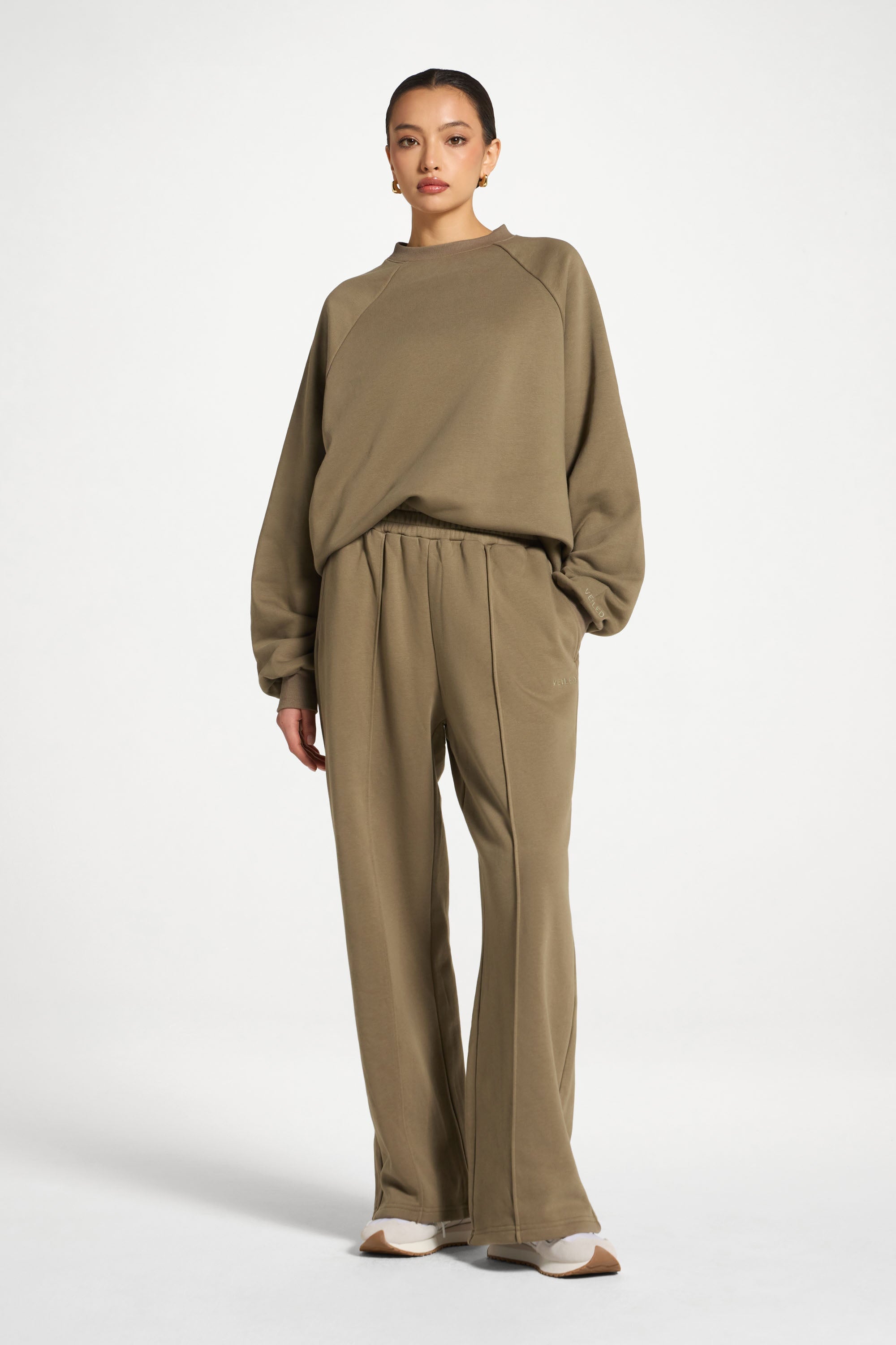 Cotton Pintuck Wide Leg Sweatpants - Midnight Moss Abayas Veiled 