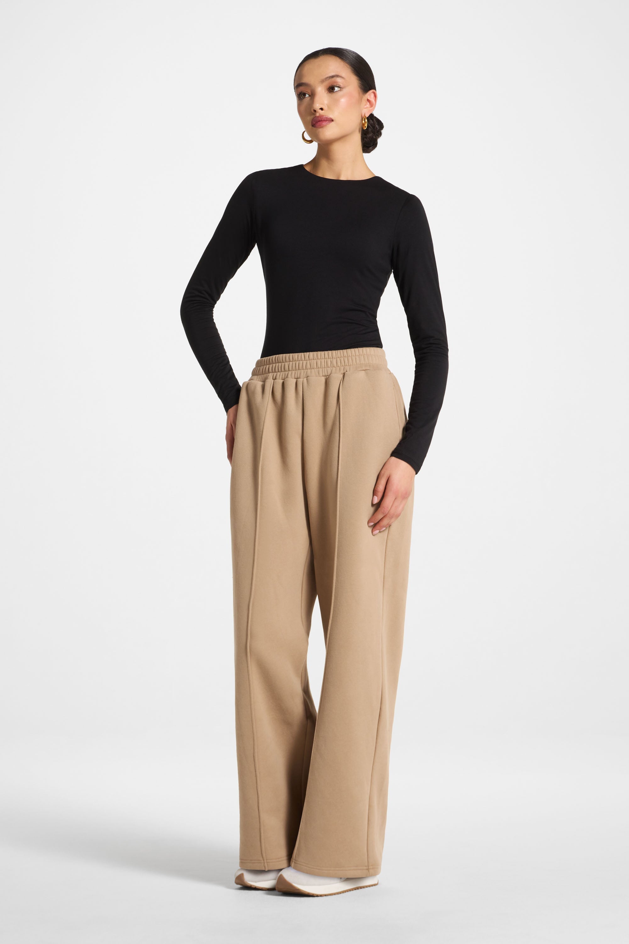 Cotton Pintuck Wide Leg Sweatpants - Mocha Abayas Veiled 