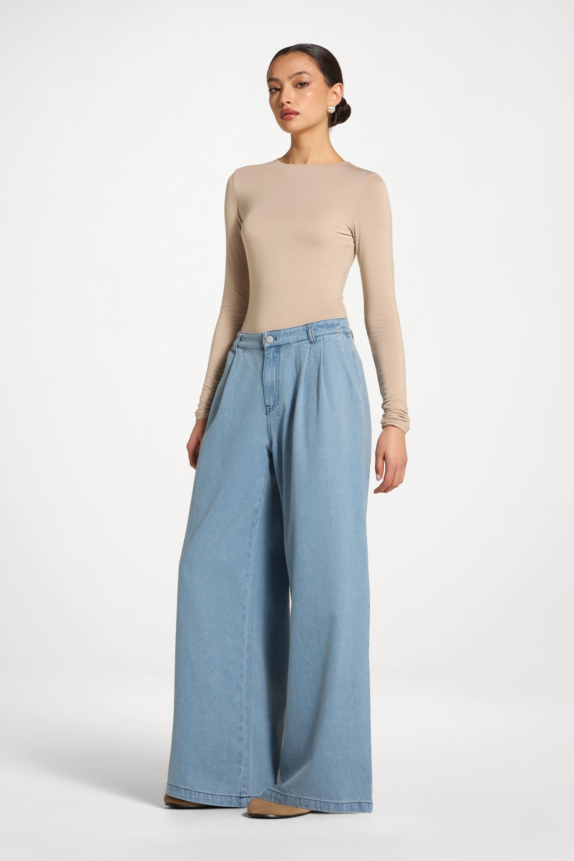Denim Twin Pleat Pants - Light Wash Abayas Veiled 