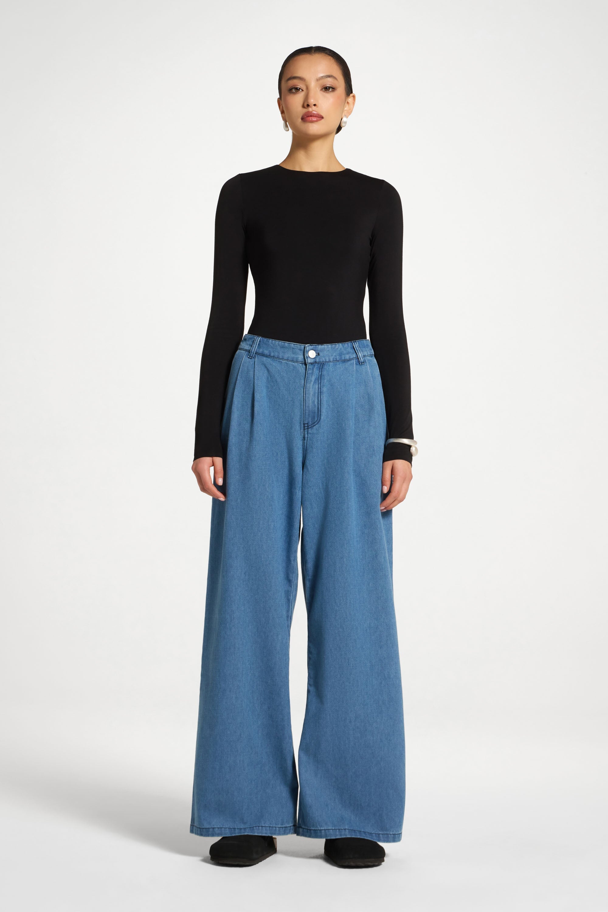 Denim Twin Pleat Pants - Mid Wash Abayas Veiled 
