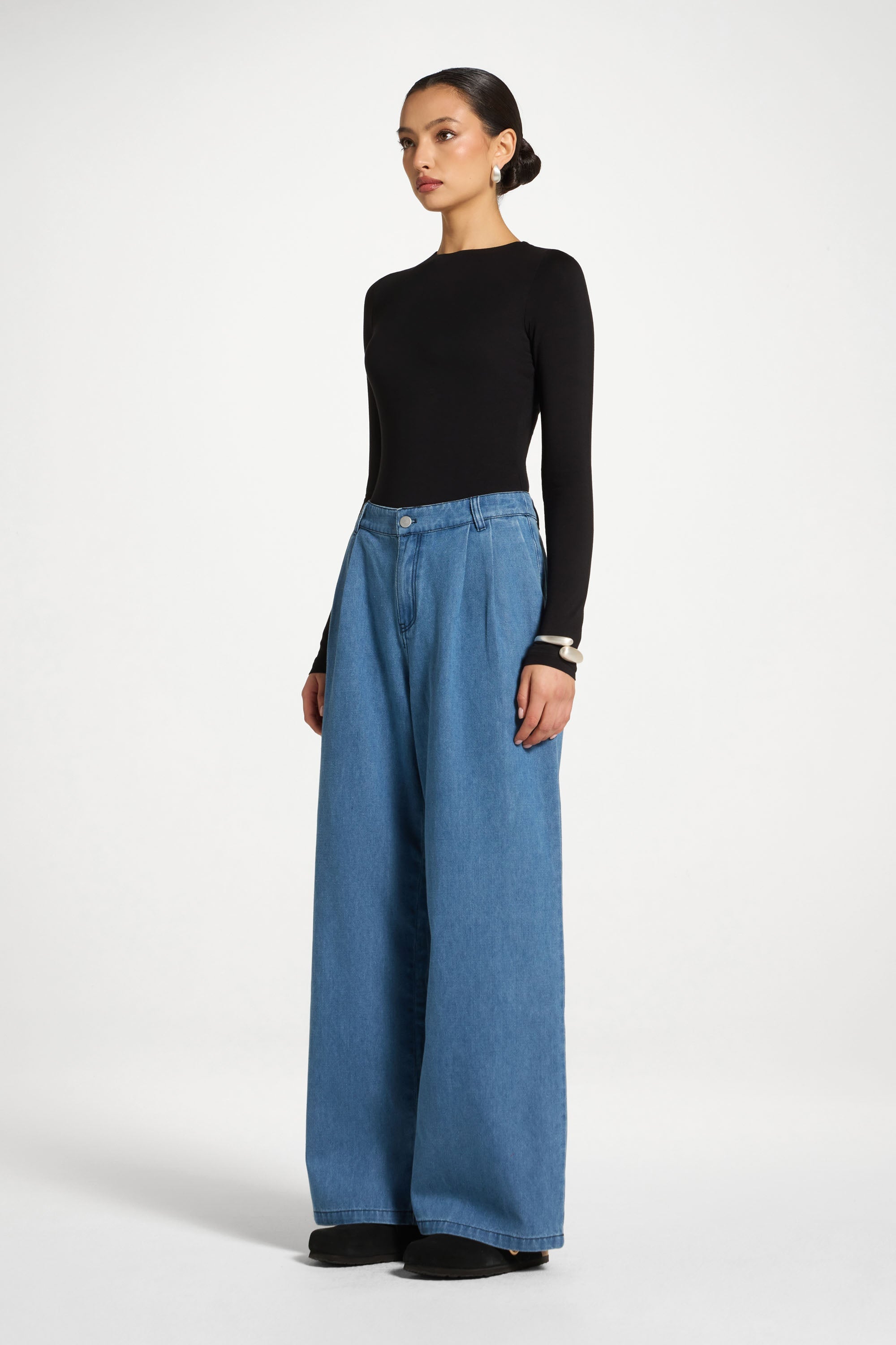 Denim Twin Pleat Pants - Mid Wash Abayas Veiled 