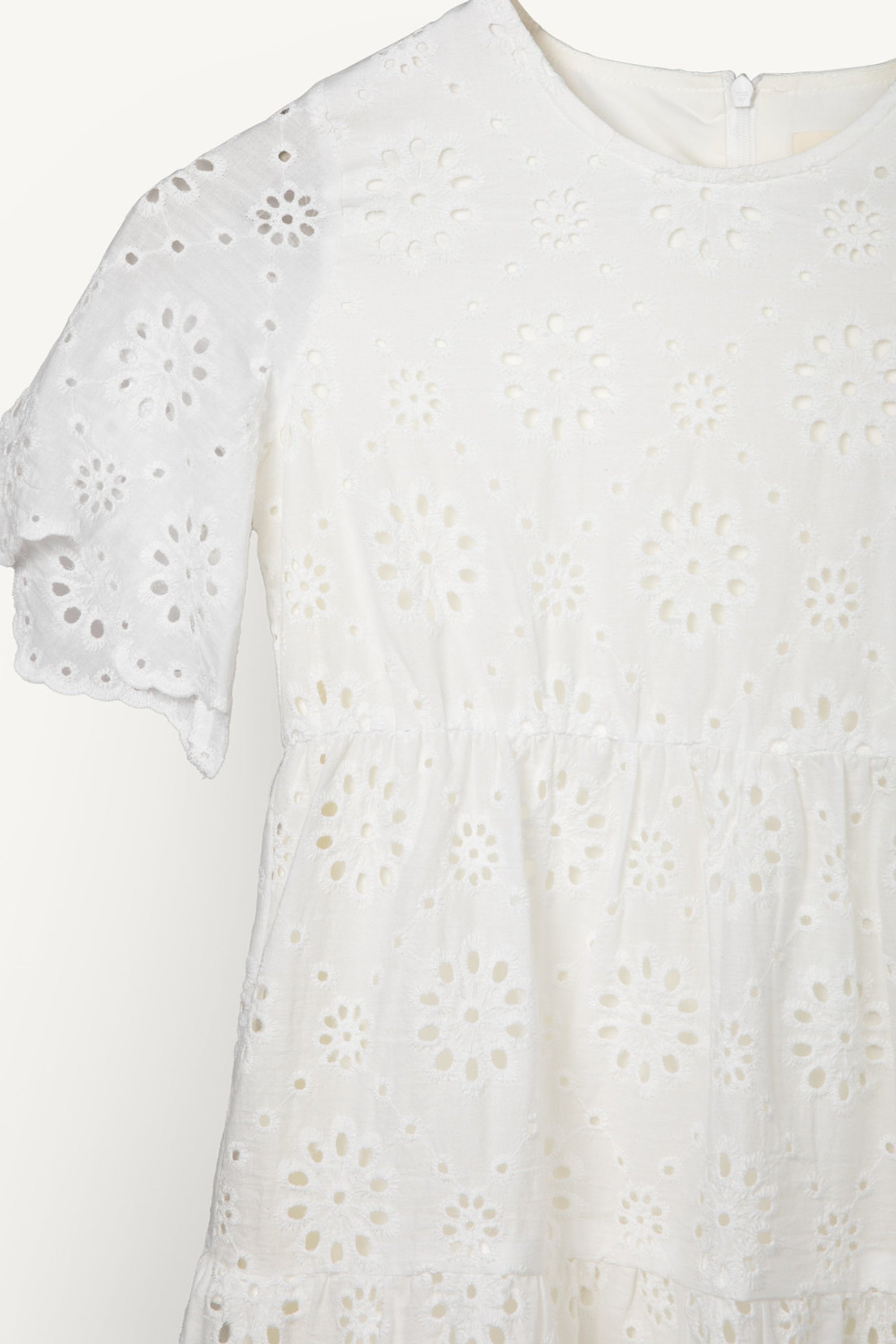 Elia White Eyelet Dress (Girls) Kids Veiled 