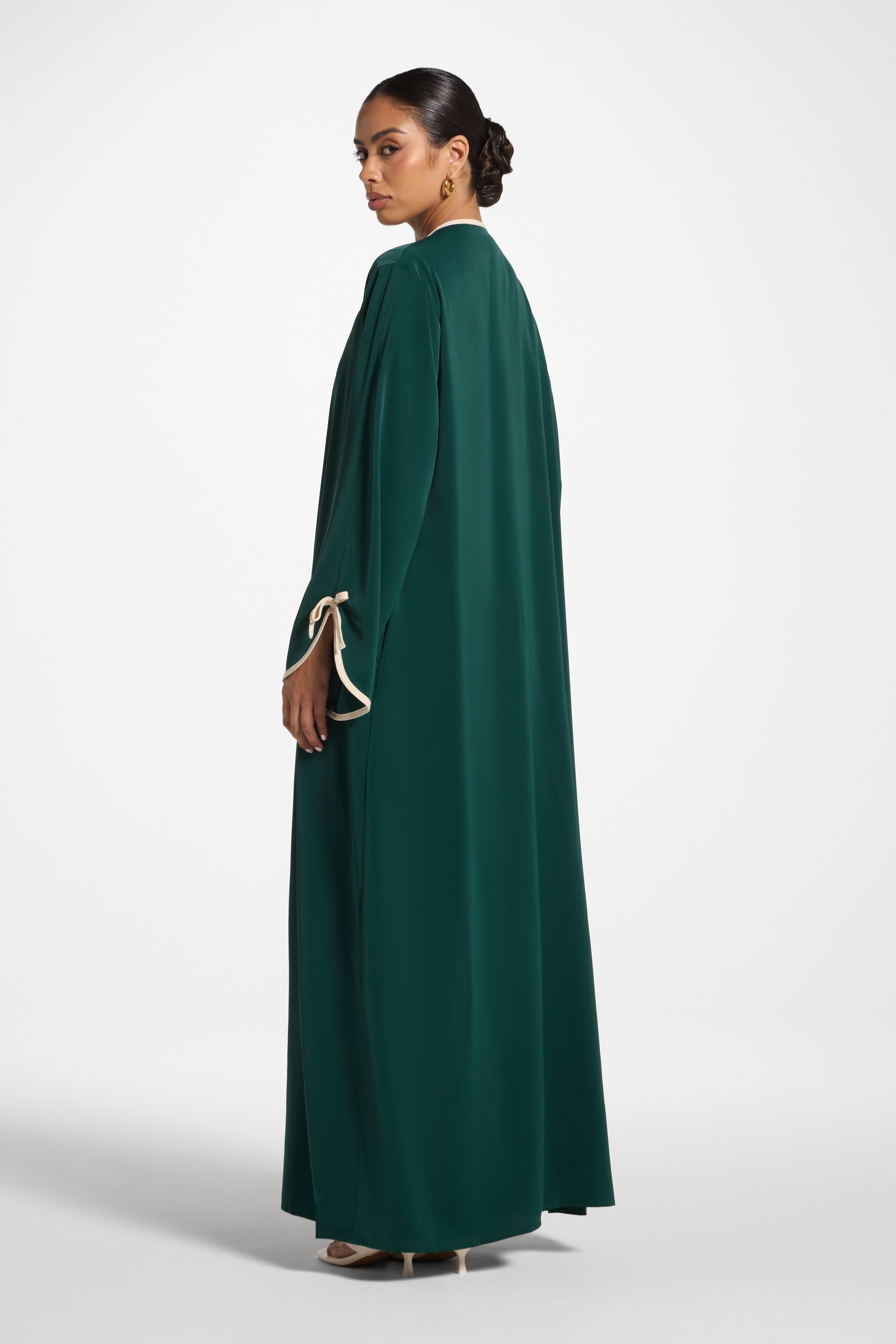 Esra Abaya & Dress Set - Forest Abayas Veiled 
